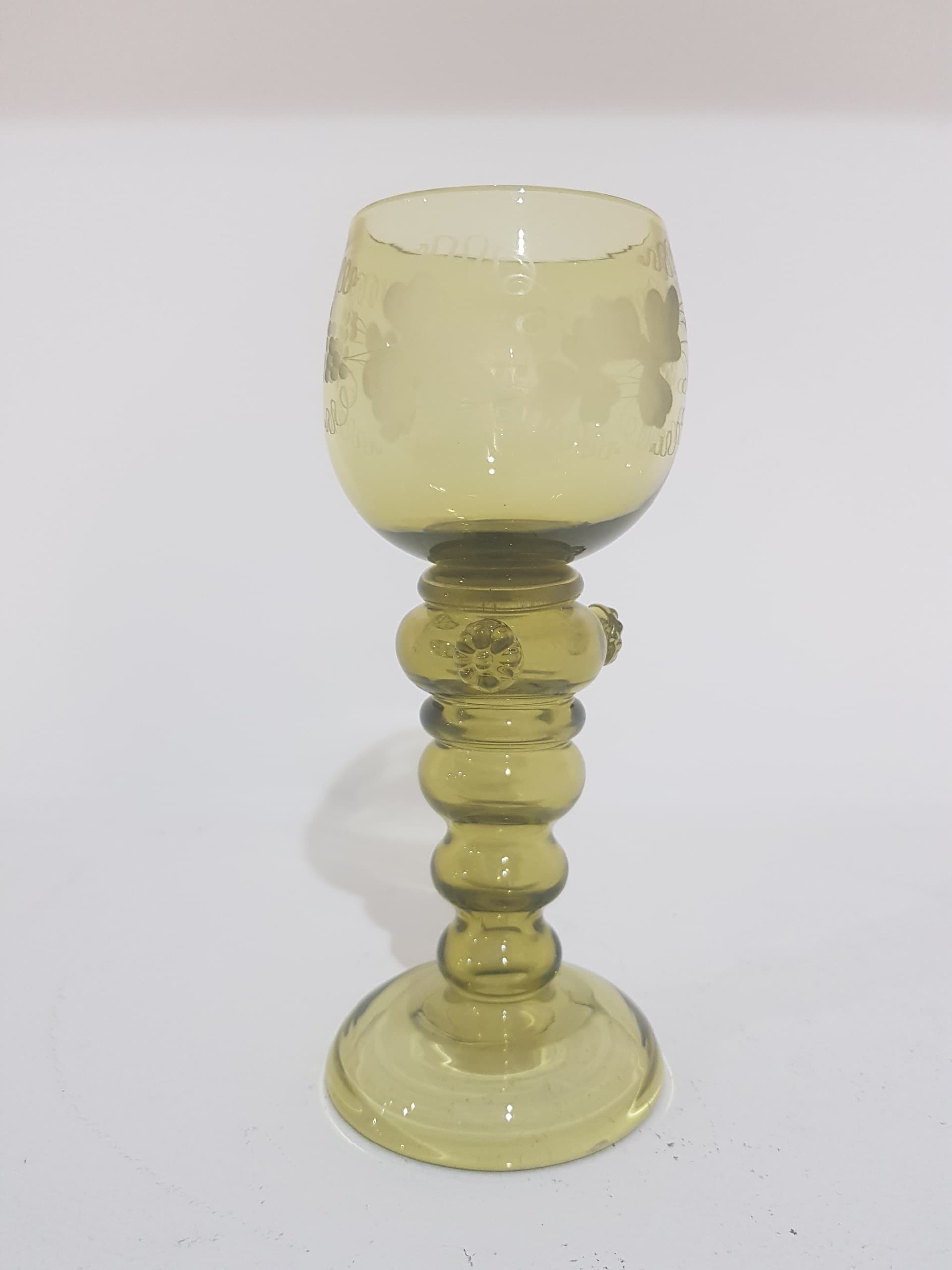 Goblet Remer, olive-yellow transparent glass, Theresienthal / Michael von Poschinger, Germany, early 20th c. - 358418
