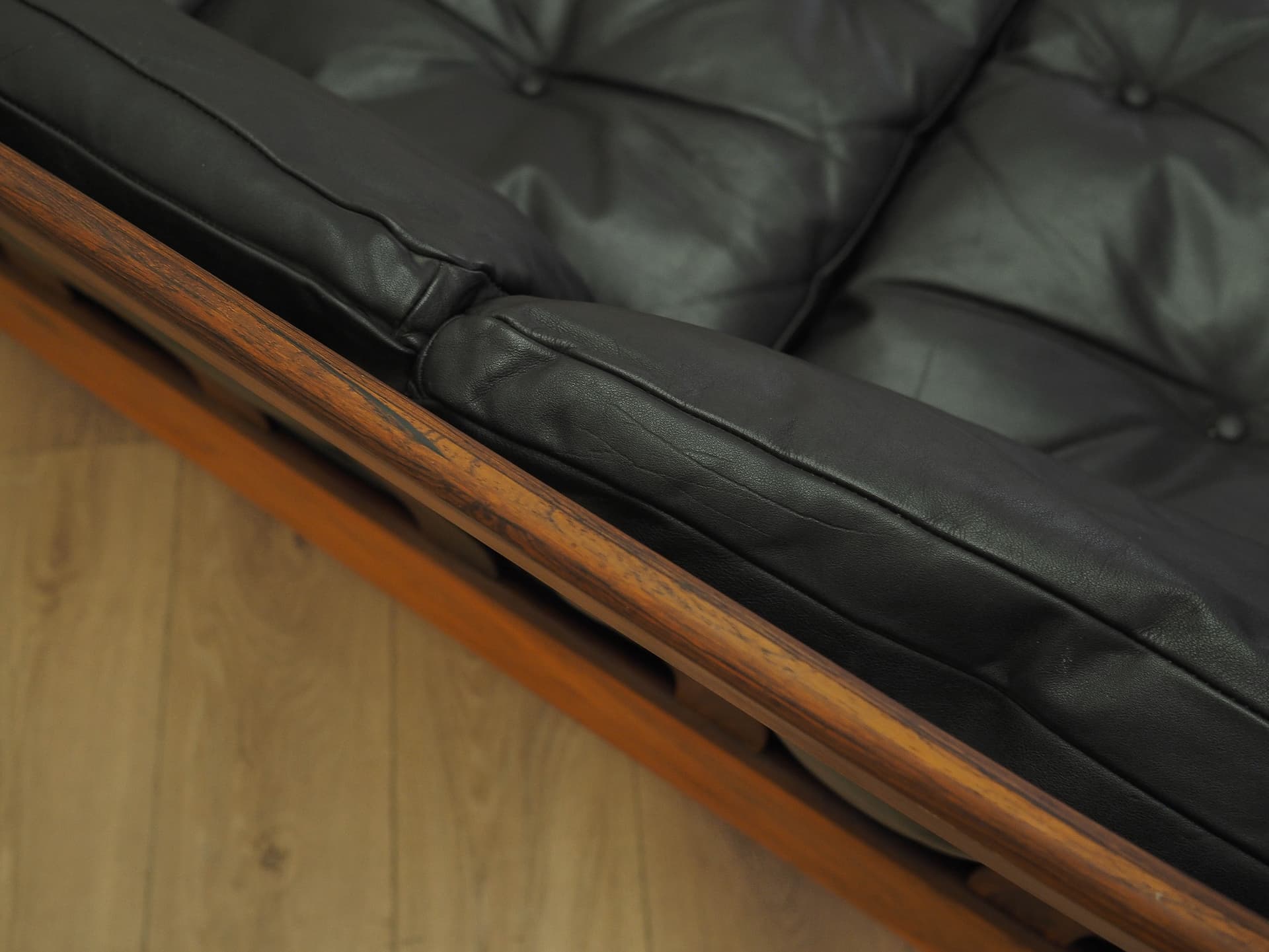 Sofa, palisander brązowy, skóra czarna, Szwecja, lata 60. - 358514
