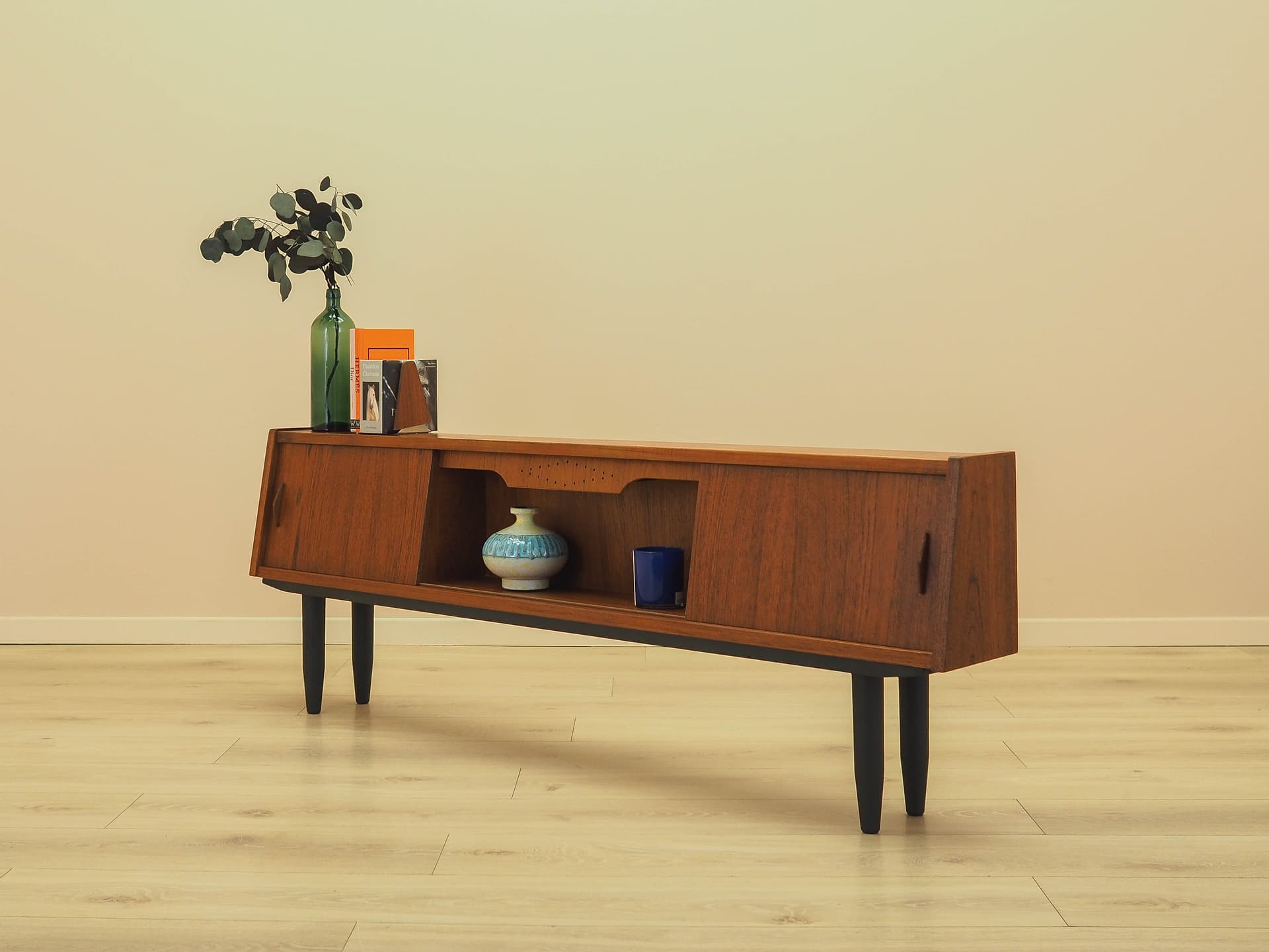 Sideboard, teak brązowy, nogi dębowe czarne, Dania, lata 60. - 358527