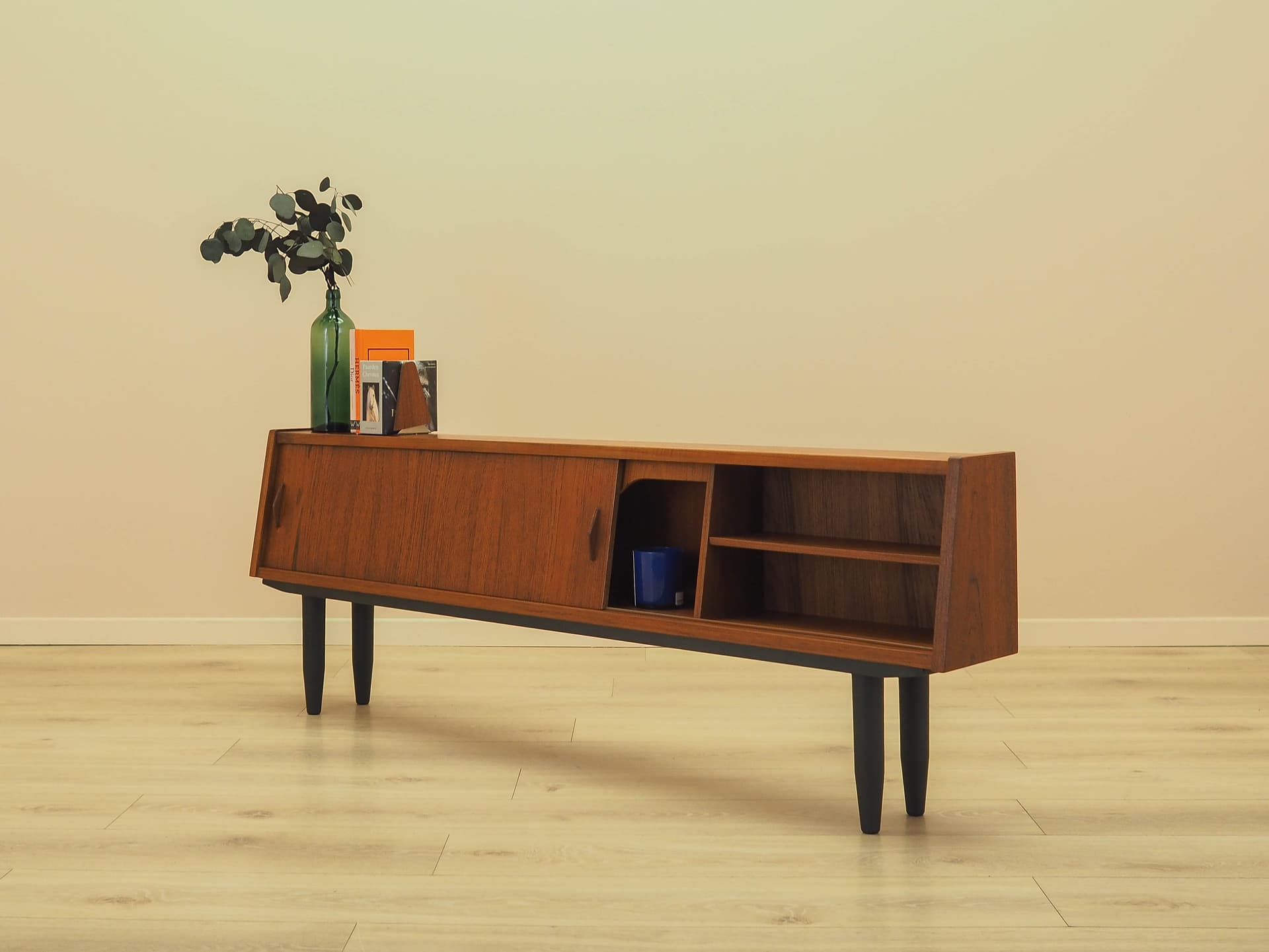 Sideboard, teak brązowy, nogi dębowe czarne, Dania, lata 60. - 358525