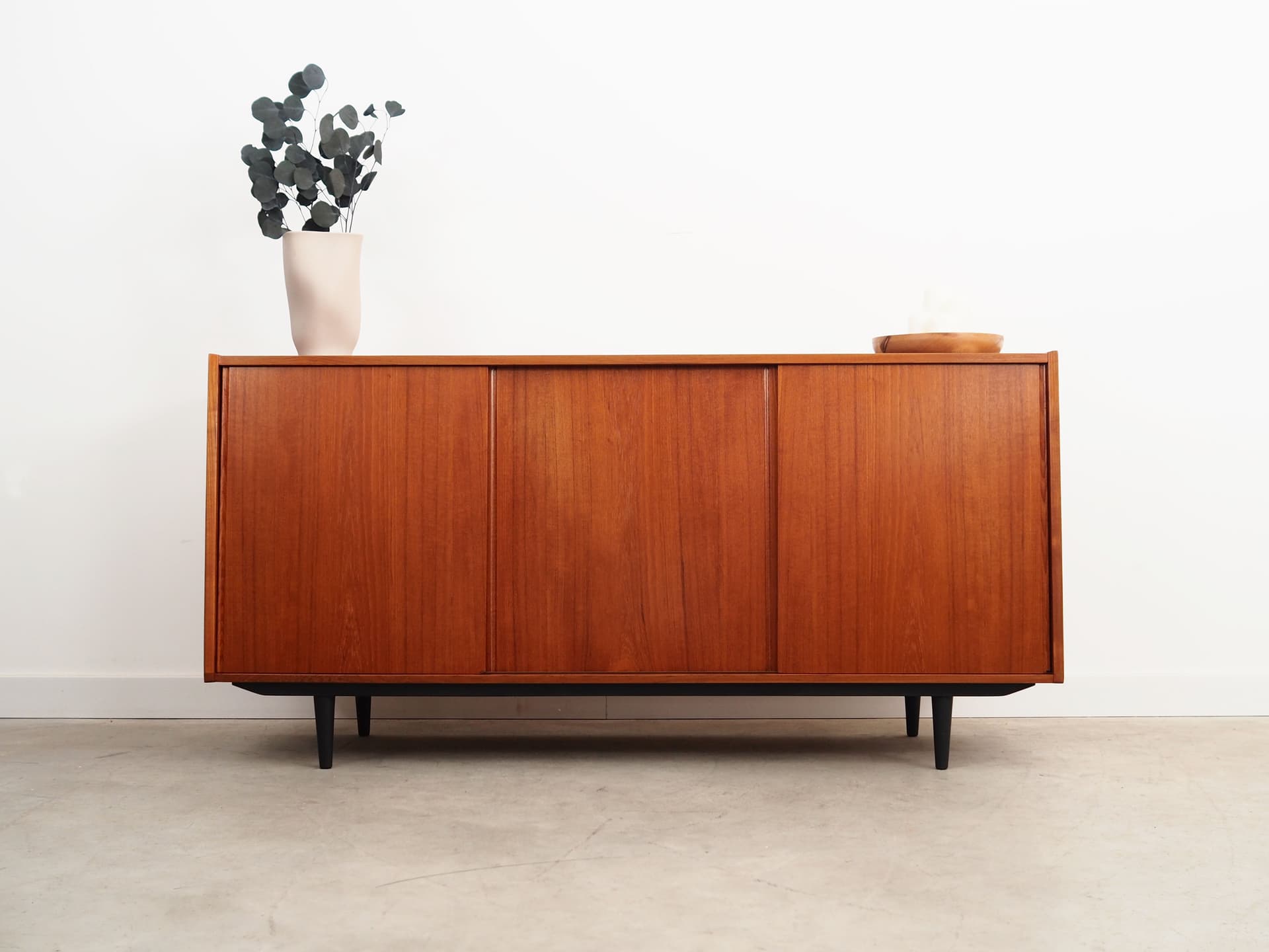 Sideboard, teak pomarańczowy, Dania, lata 70. - 66231