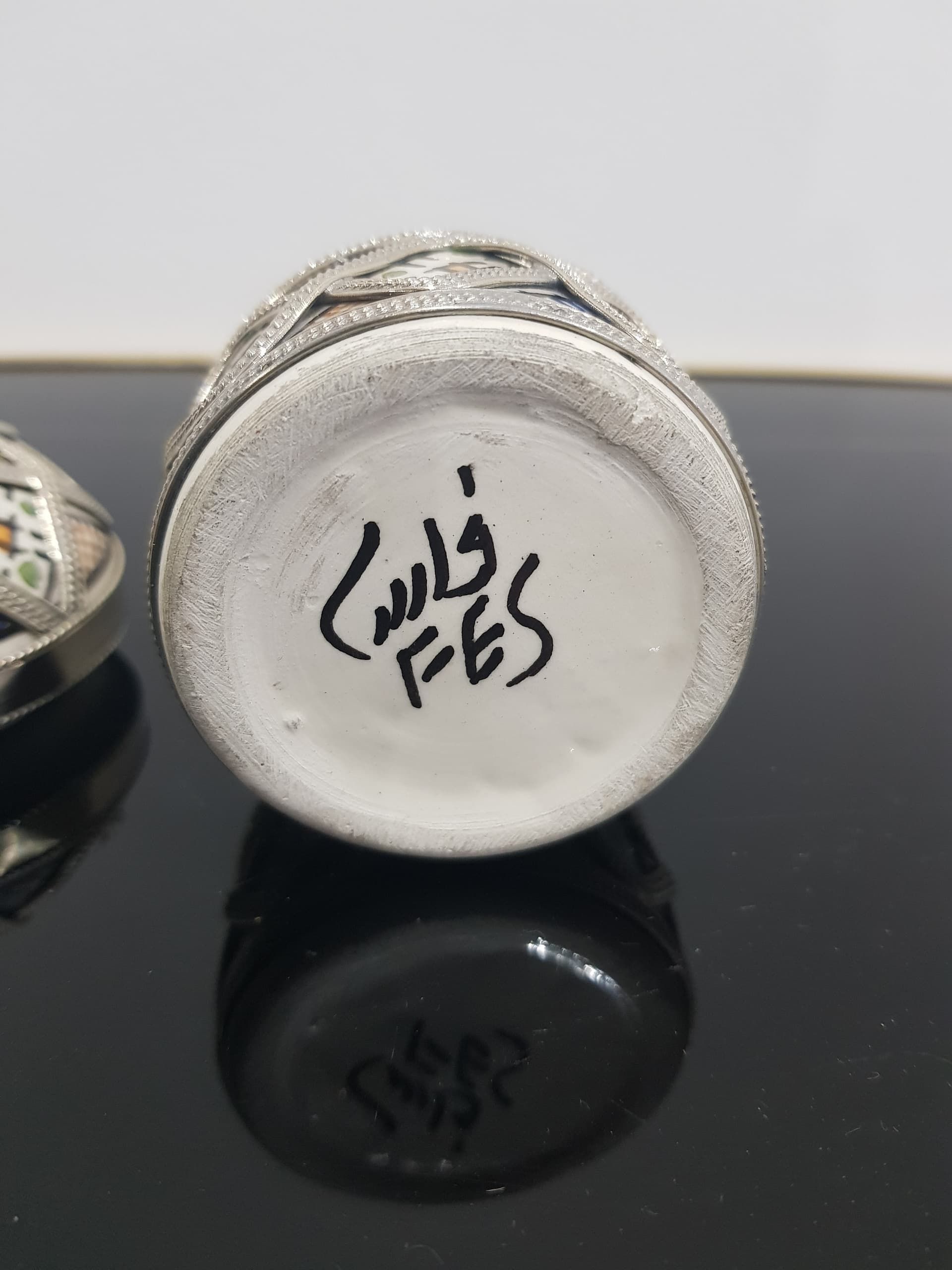 Puzderko, ceramika biała, zdobienia srebrne, Maroko, lata 80. - 358688