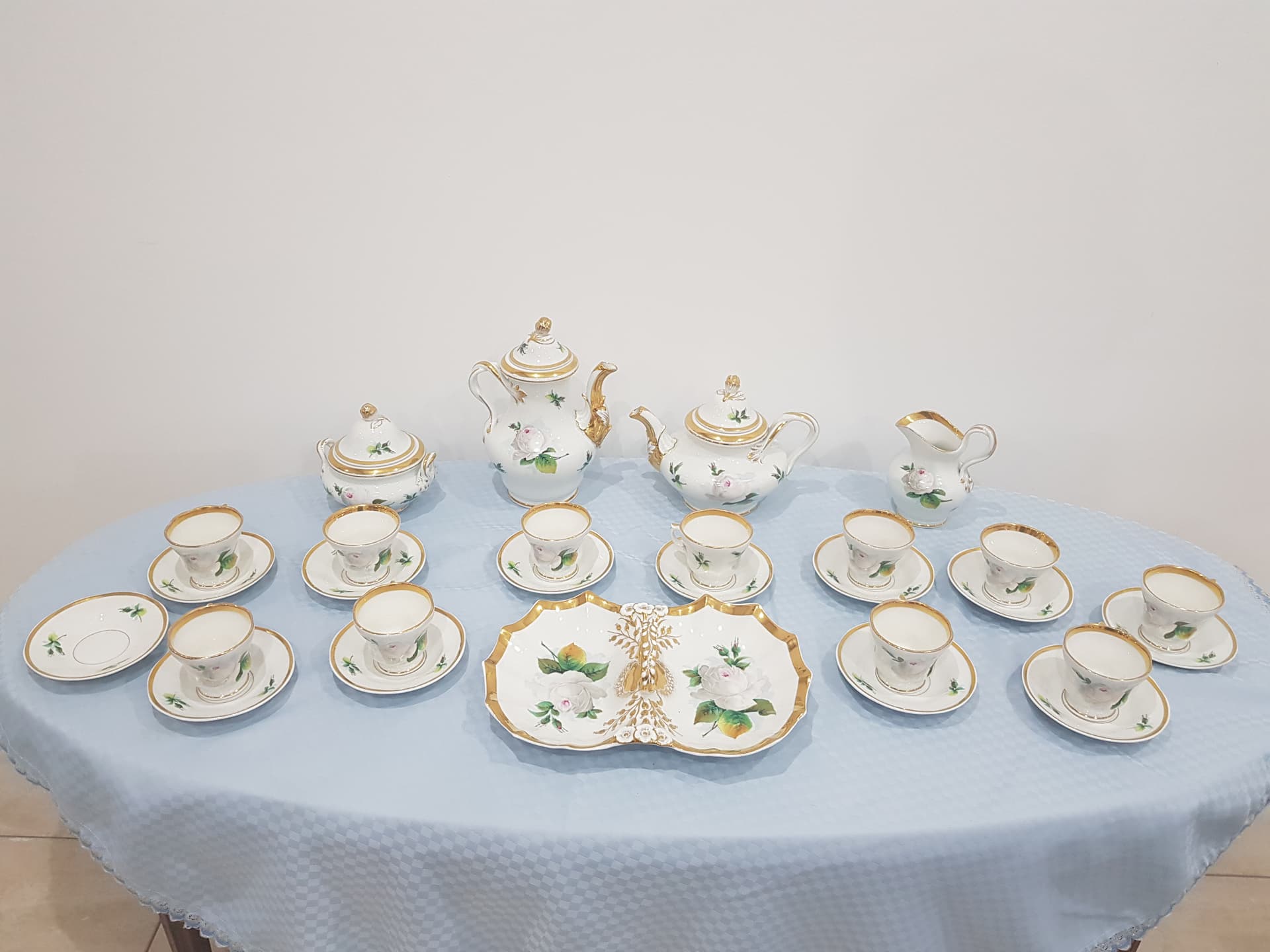 Twenty-eight piece coffee set, white gilded porcelain, KPM, Germany, 19th century - 358711