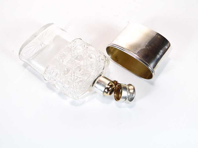 Hip Flask, transparent crystal, silver, Germany, 19th c. - 358924
