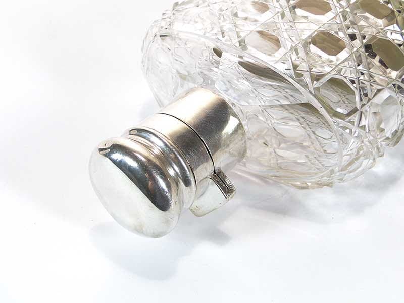 Hip Flask, transparent crystal, silver, Germany, 19th c. - 358925