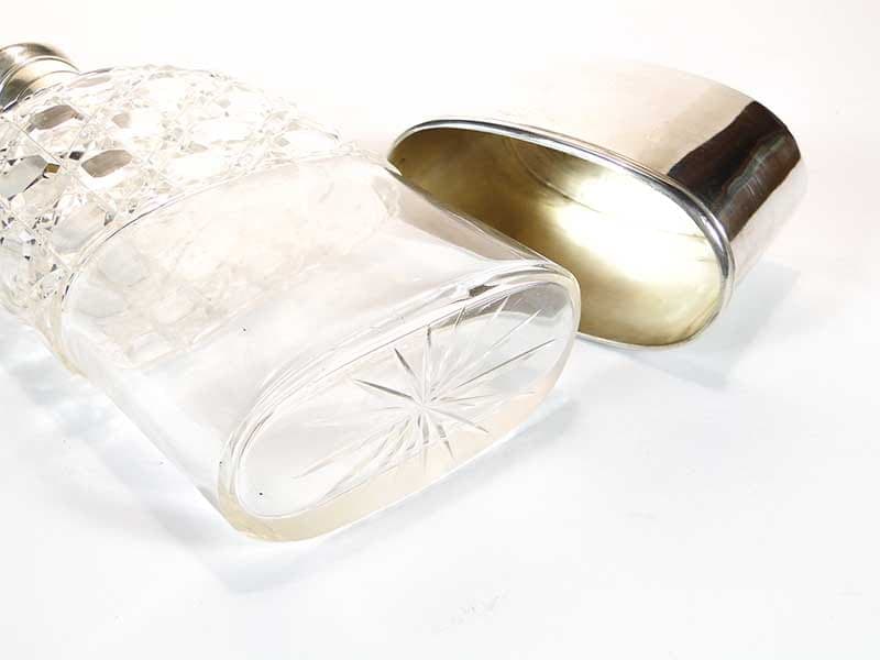 Hip Flask, transparent crystal, silver, Germany, 19th c. - 358917