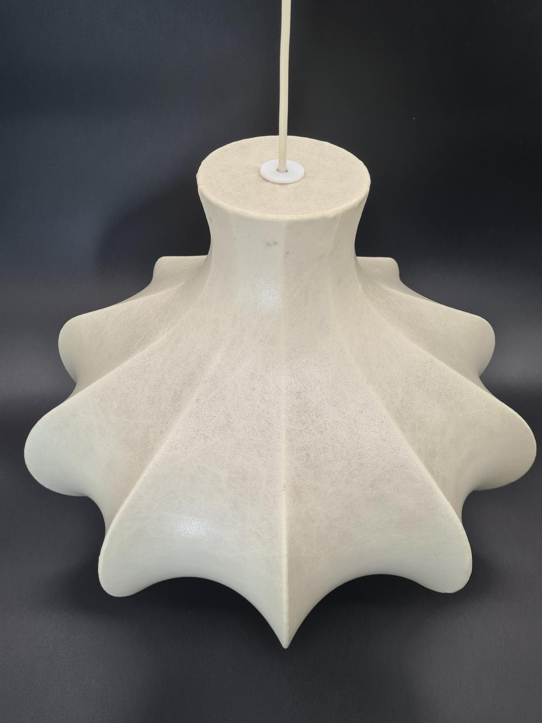 Pendant lamp Cocoon Flower, cream, metal resin, by F. Wauer, Goldkant Leuchten, Germany, 1960s. - 359115