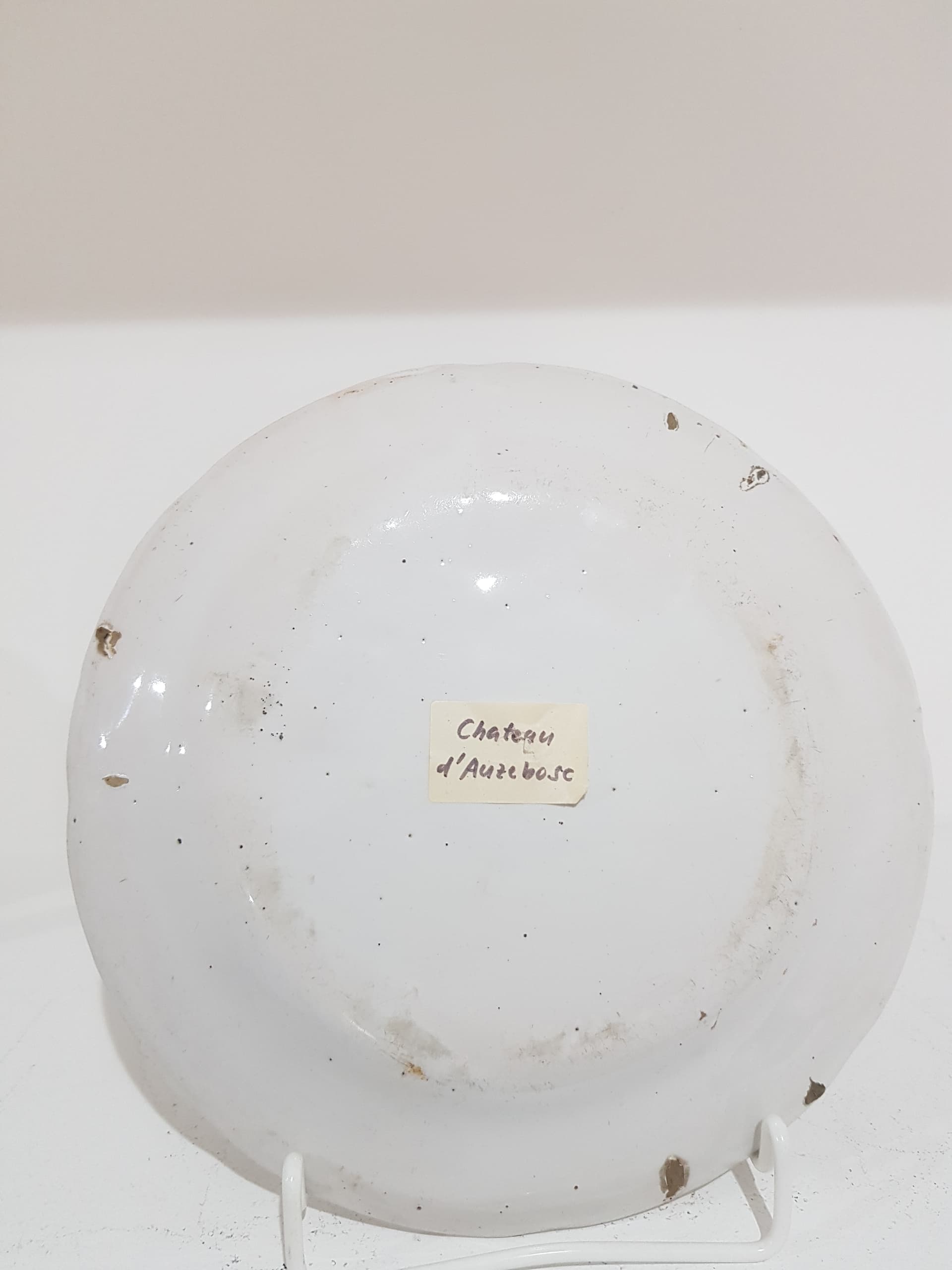 Talerz dekoracyjny St. Clement, ceramika ręcznie malowana, Francja, XIX w. - 359172