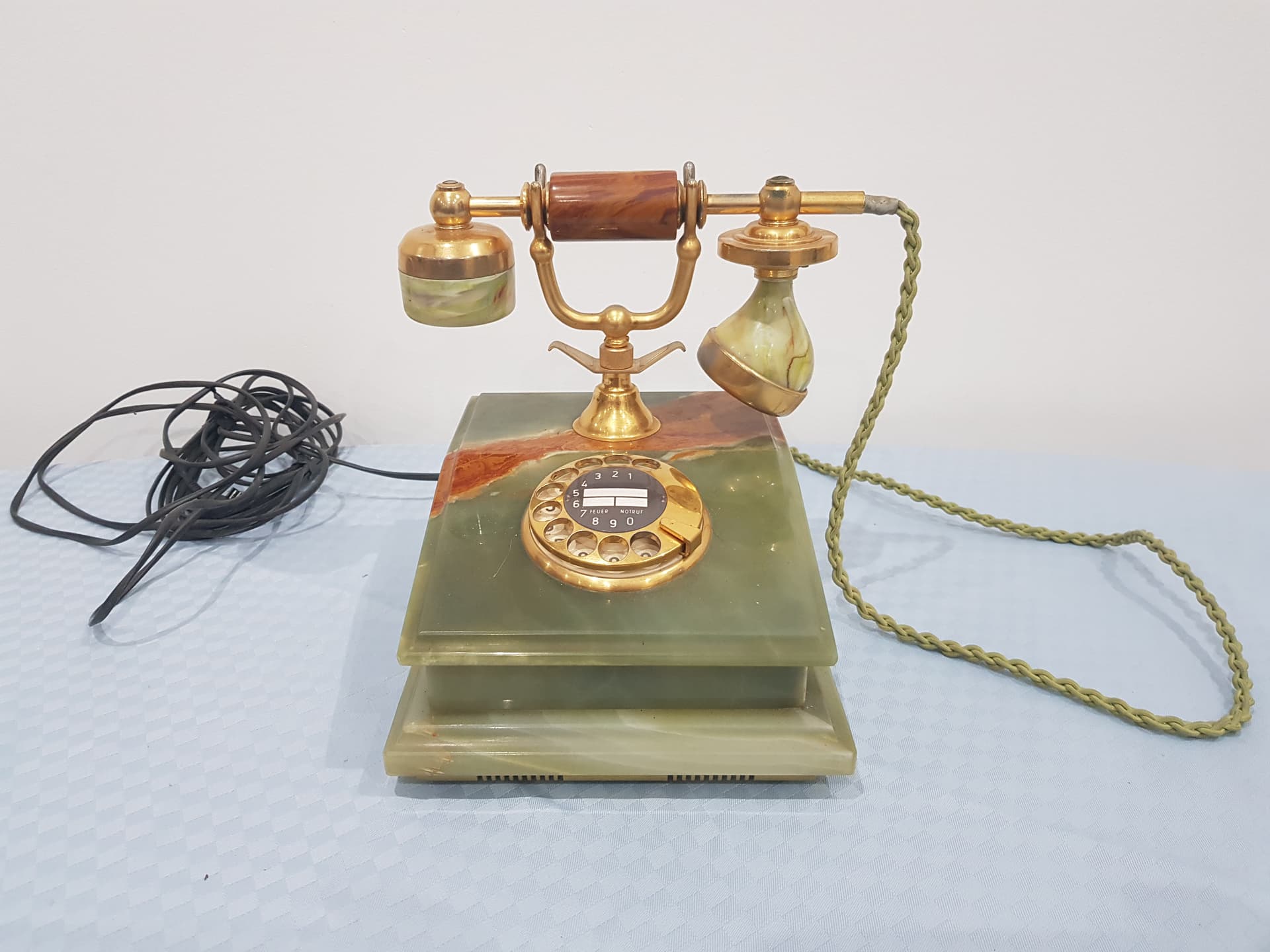 Telefon stacjonarny, marmur zielony, mosiądz złoty, Włochy, lata 60. - 359220