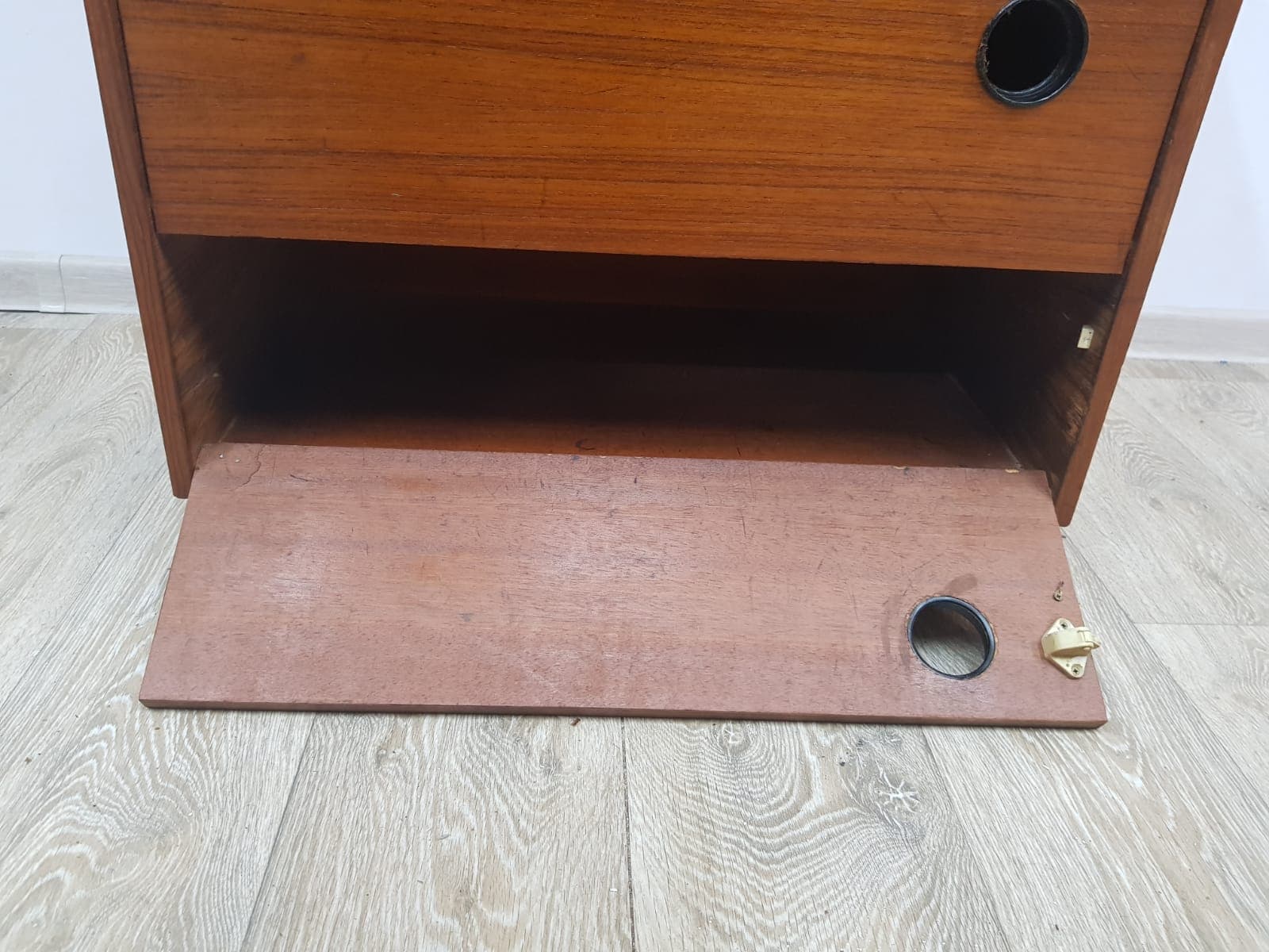 Szafka na buty, teak brązowy, Dania, lata 50. - 359249