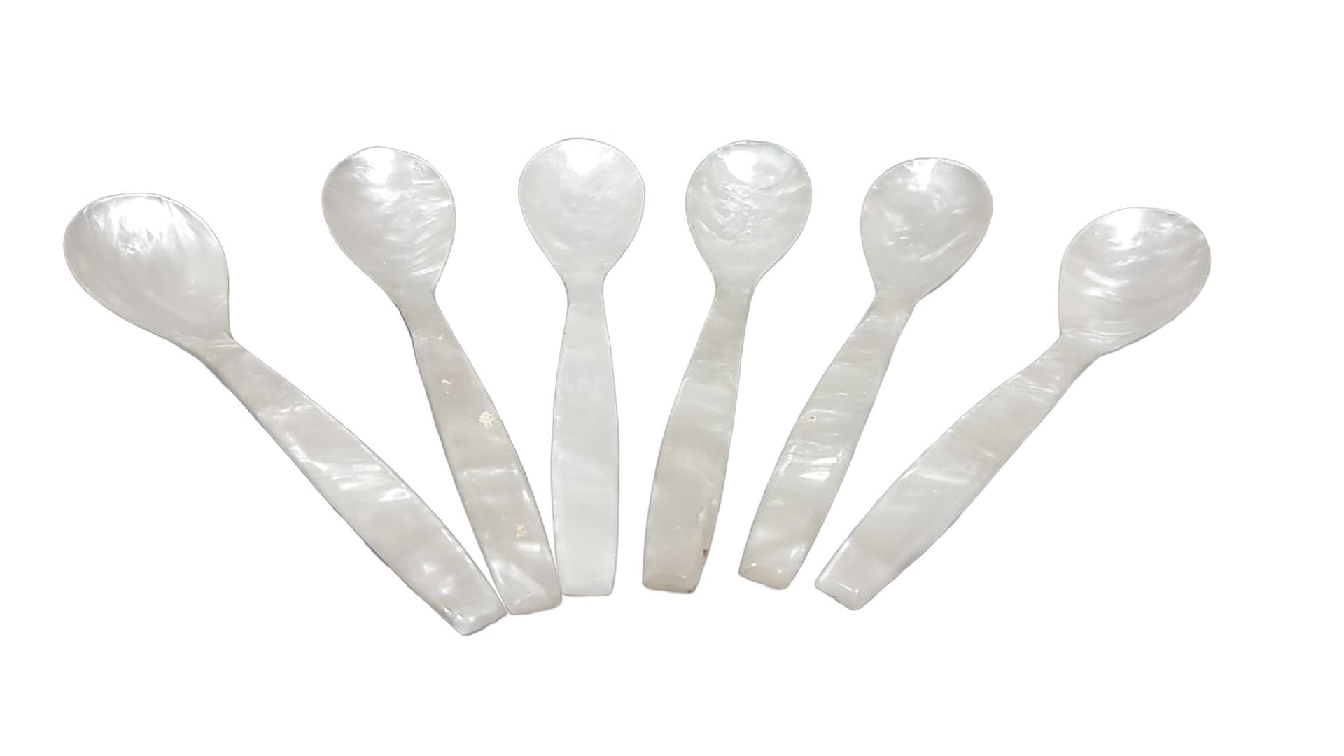 Set of six caviar spoons, white mother of pearl, Thailand, 1980s.