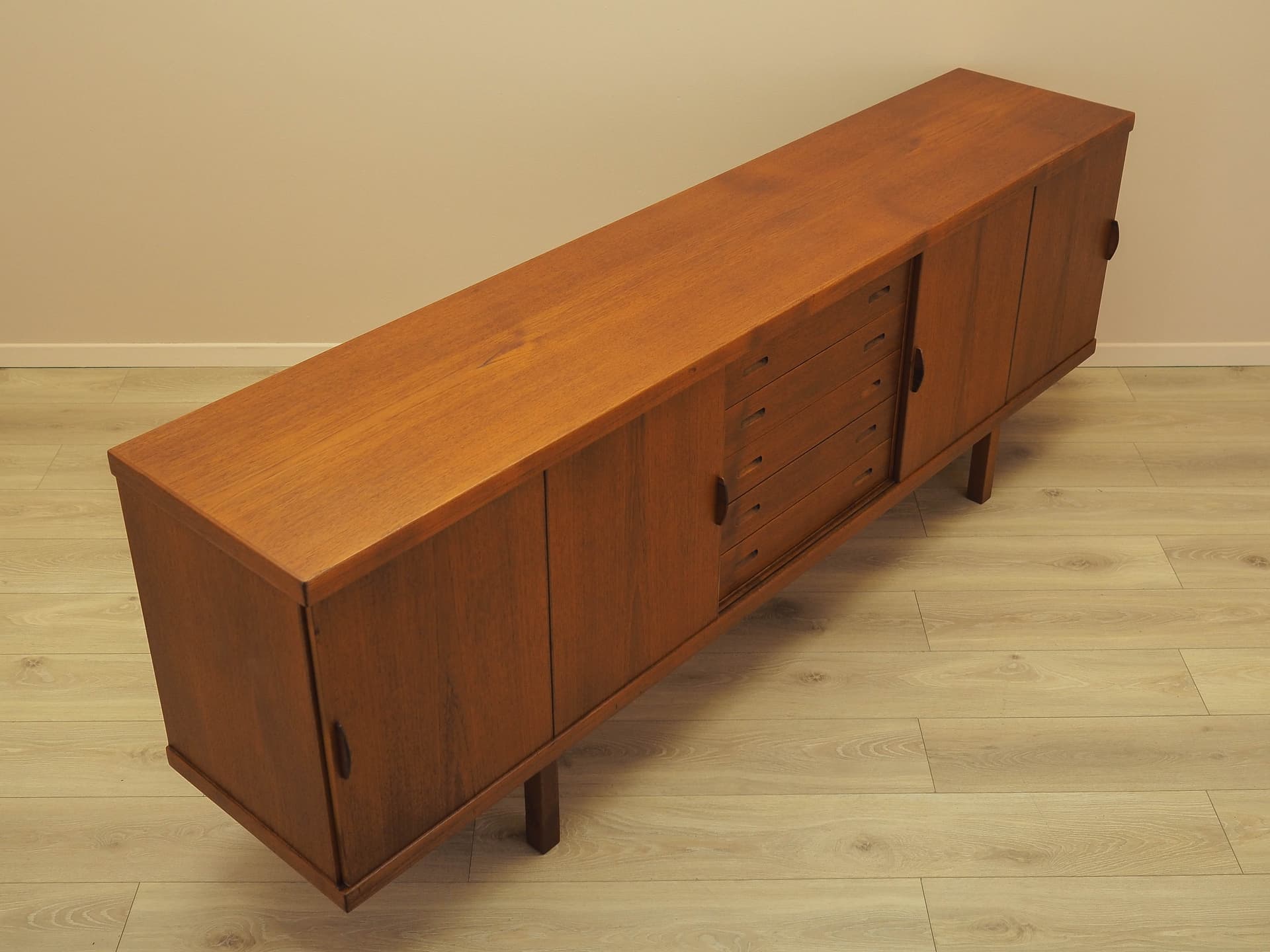 Sideboard, teak brązowy pomarańczowy, Dania, lata 60. - 359434