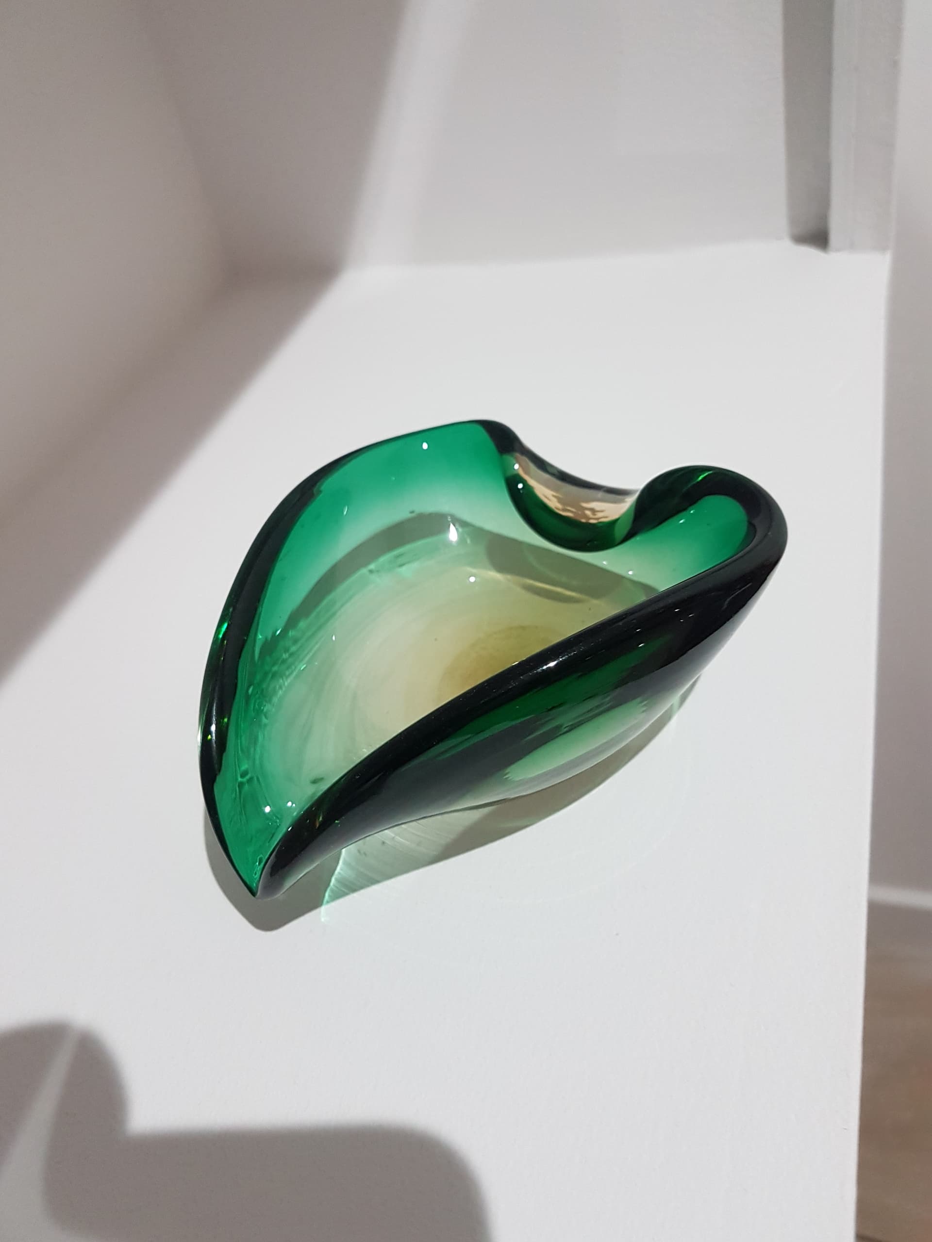 Ashtray, green-brown glass, by E. Beranek, Škrdlovice, Czechoslovakia, 1960s. - 359824