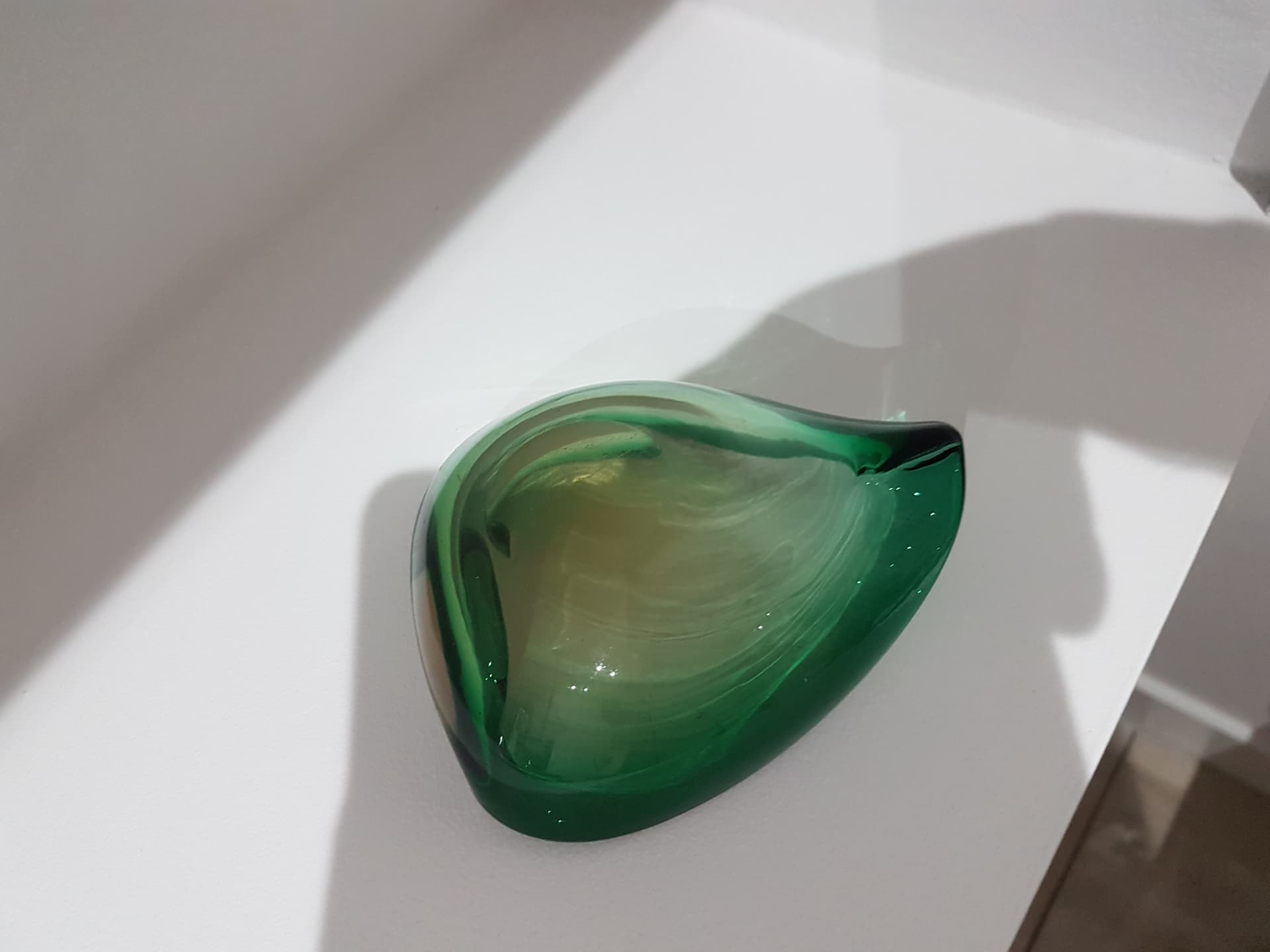 Ashtray, green-brown glass, by E. Beranek, Škrdlovice, Czechoslovakia, 1960s. - 359822