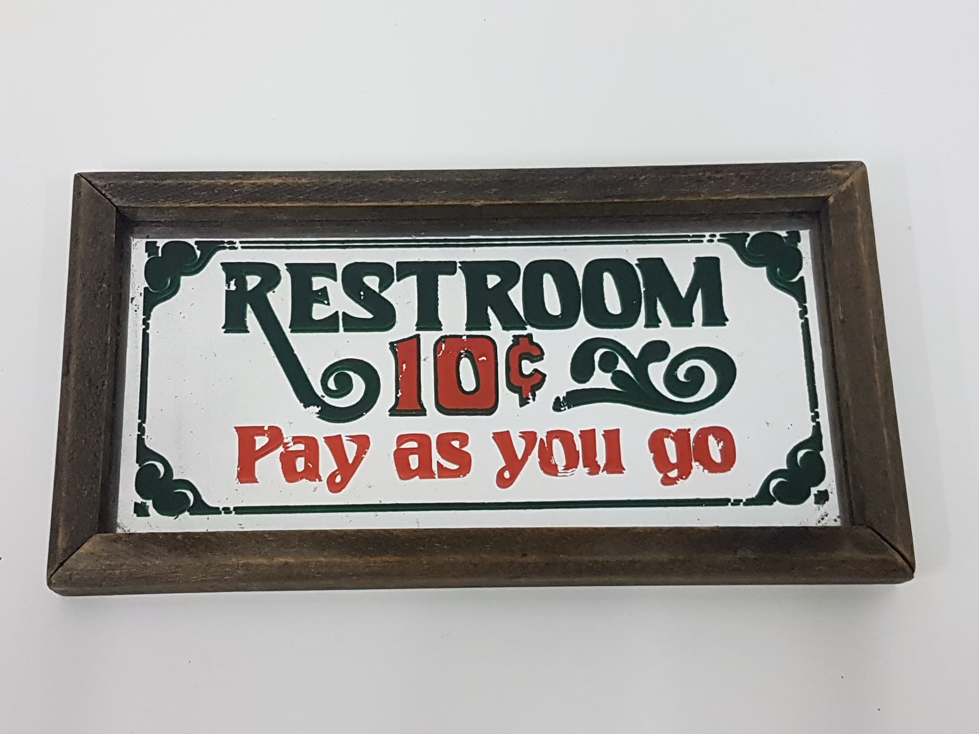 Szyld lustrzany Restroom 10¢ Pay as you go, szkło srebrne, drewno brązowe, USA, lata 70. - 360440