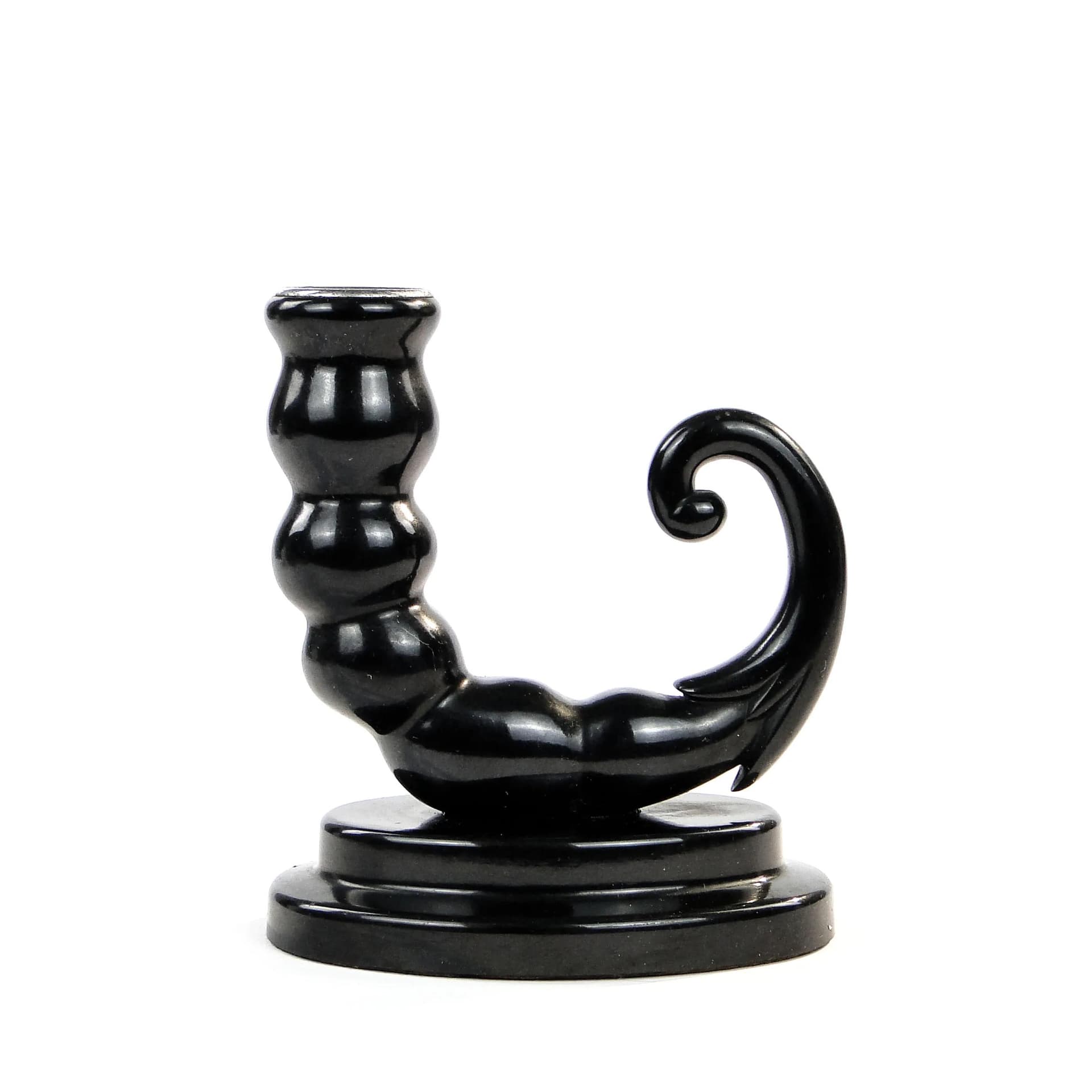 Kaganek Art Deco Skorpion, ebonit czarny, Anglia, lata 20. - 26470