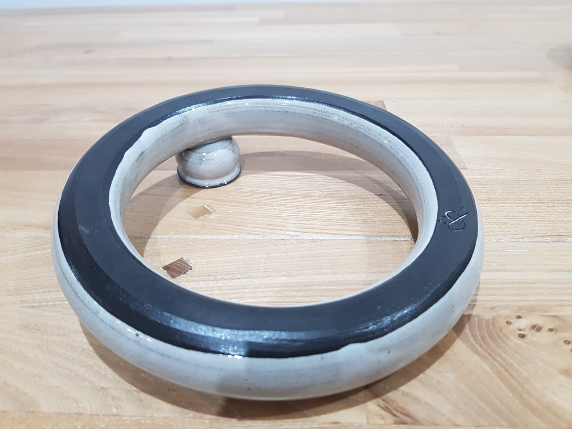 Ring candlestick, grey black, ceramic, Italy, 1980s. - 361136