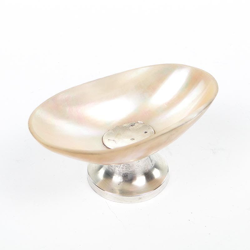 Edwardian Salt Cellar, creamy white shell, silver, Cris Ford & Noriss, United Kingdom, early 20th c. - 361209