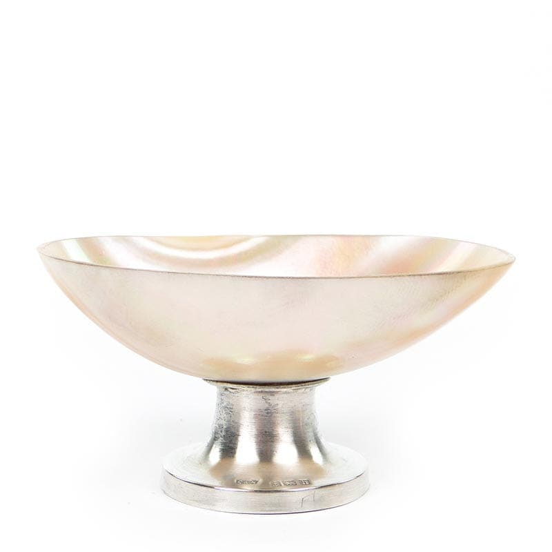 Edwardian Salt Cellar, creamy white shell, silver, Cris Ford & Noriss, United Kingdom, early 20th c. - 361206