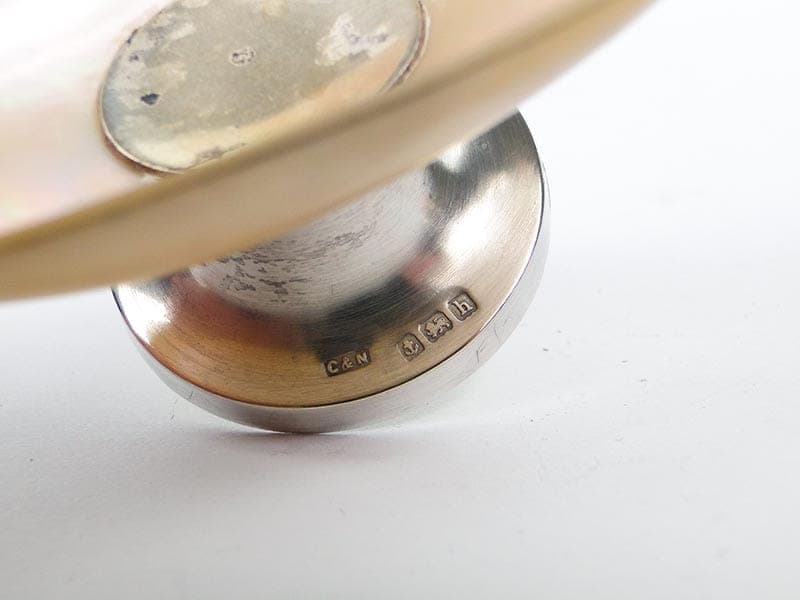 Edwardian Salt Cellar, creamy white shell, silver, Cris Ford & Noriss, United Kingdom, early 20th c. - 361210