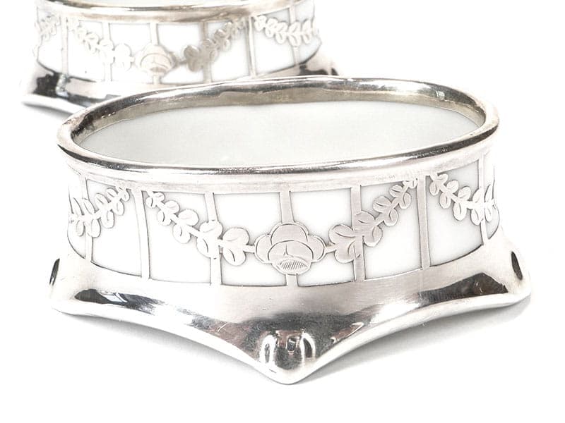 Pair of salt cellars Art Nouveau, white, porcelain silver, France, early 20th century - 361214