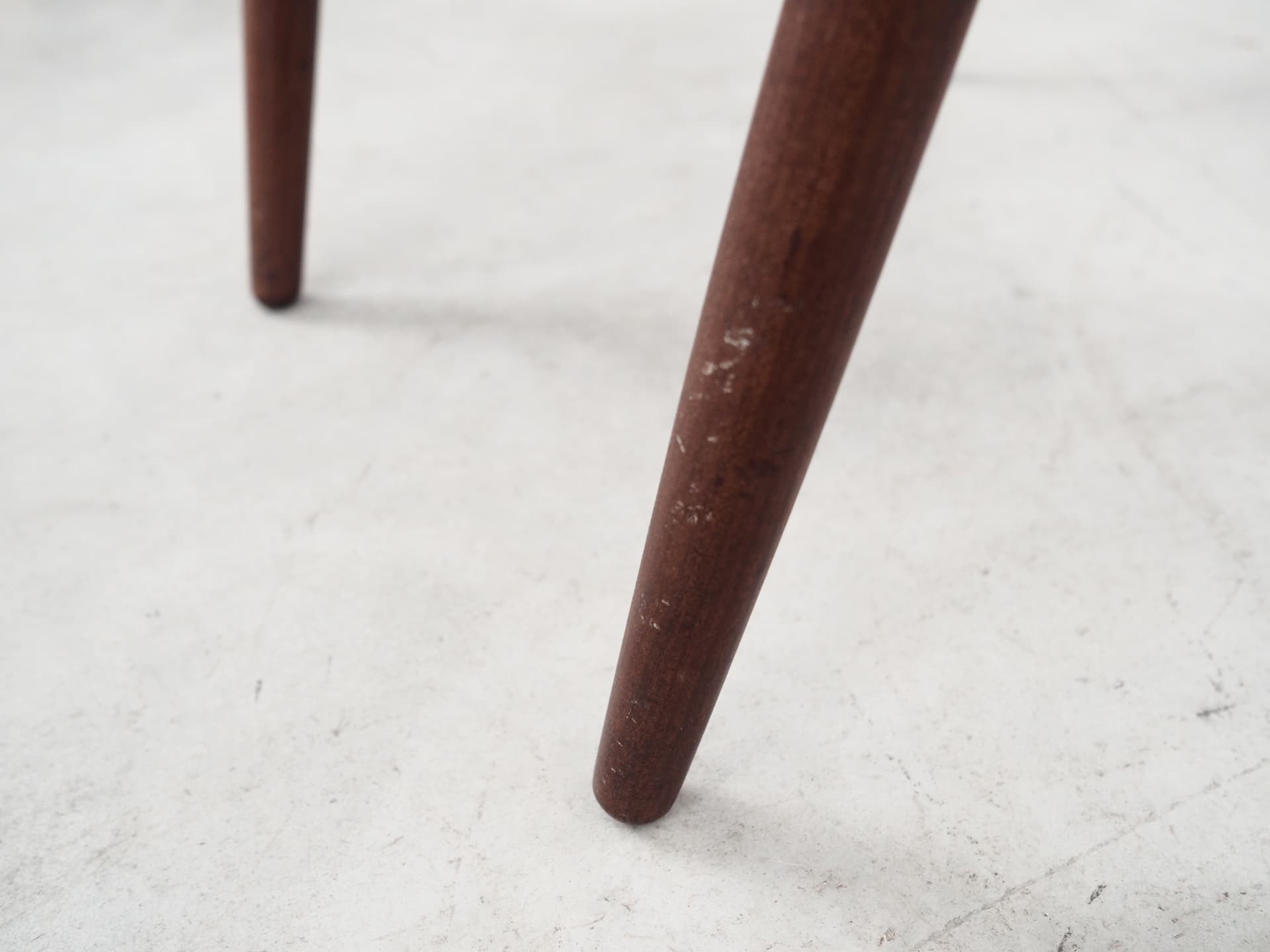 Komplet czterech krzeseł Model 31, teak, skóra czarna, proj. K. Kristiansen, Dania, lata 70. - 66198