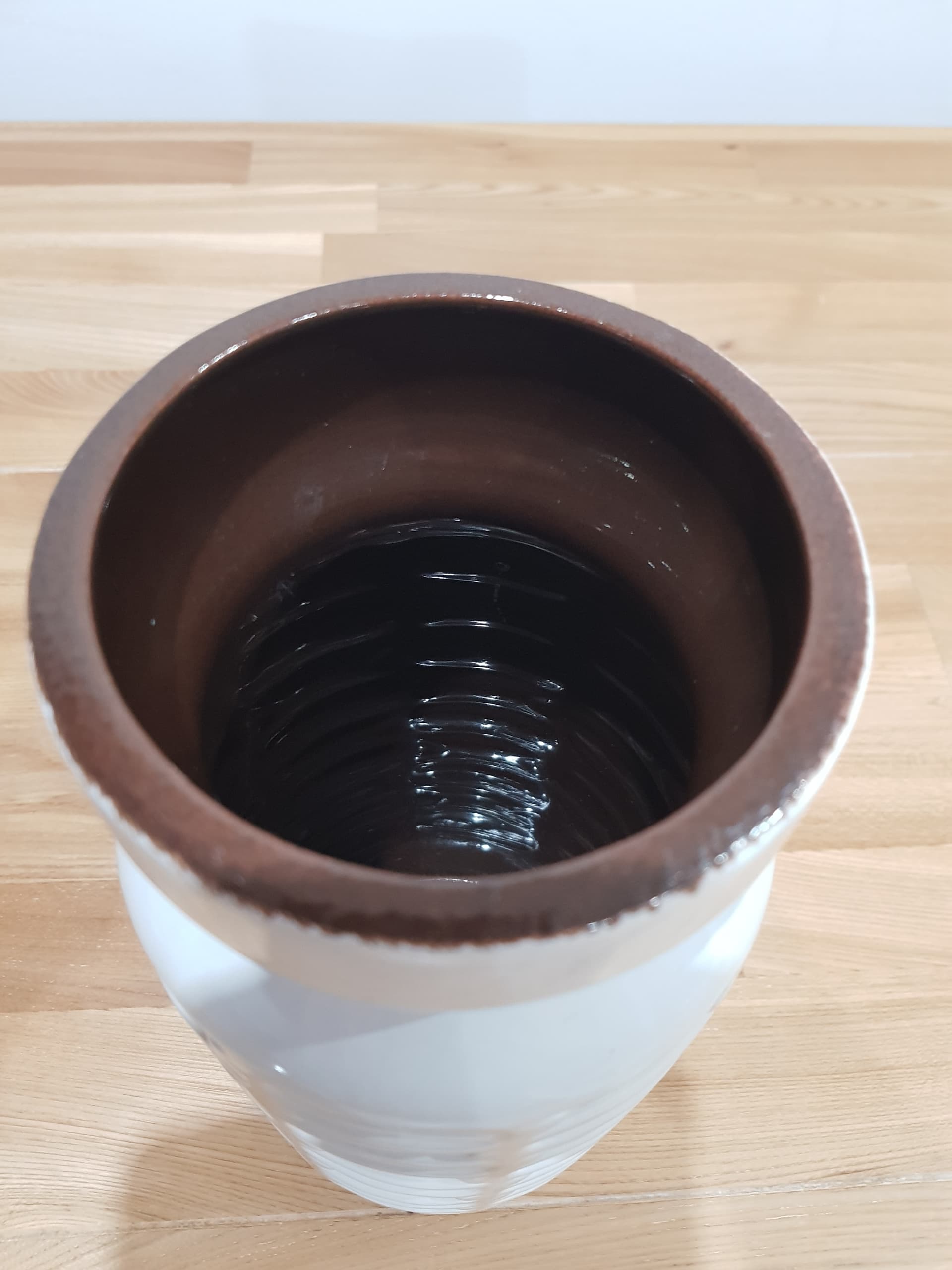 Vase Space Age, white, ceramic, Germany, 1970s - 361505