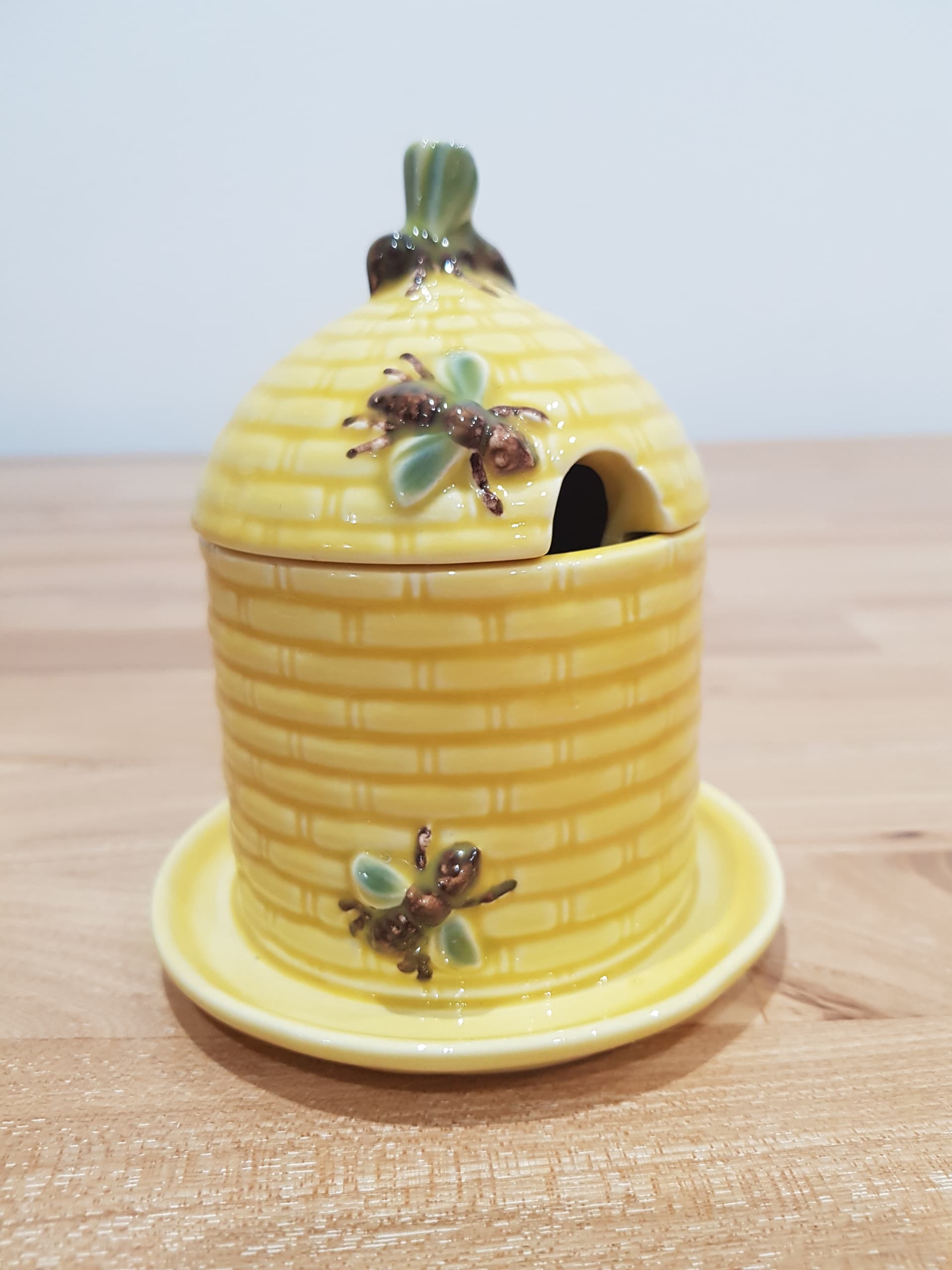 Sugar Bowl Beehive, yellow, porcelain, Goebel, Germany, 1970s. - 361561