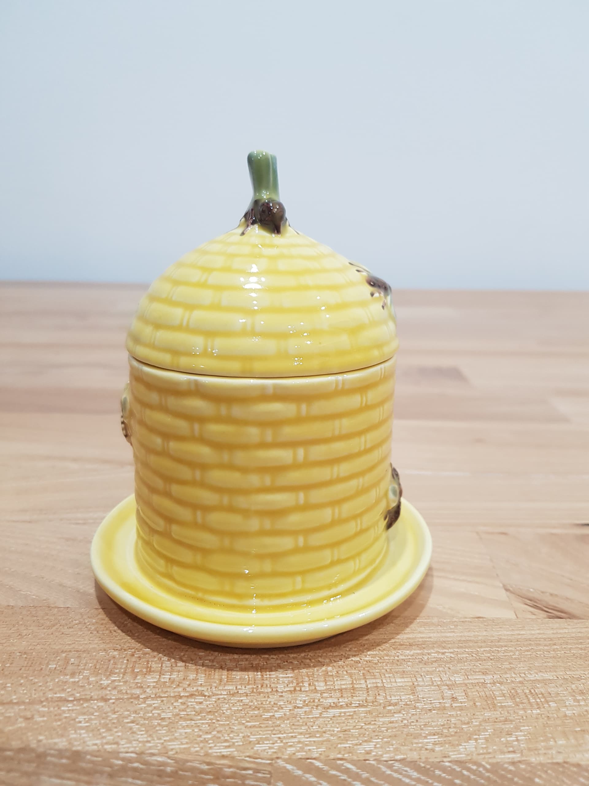 Sugar Bowl Beehive, yellow, porcelain, Goebel, Germany, 1970s. - 361557