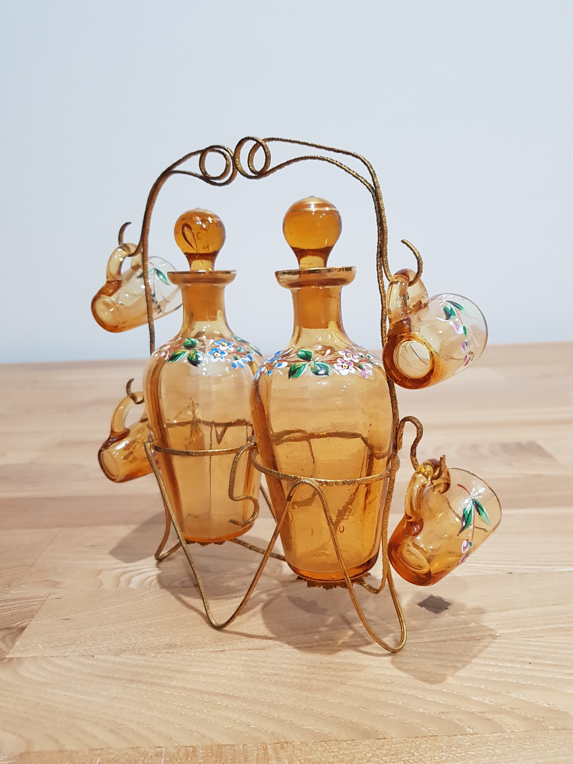 Six-piece liqueur set, amber glass, brass, France, 19th c. - 361645