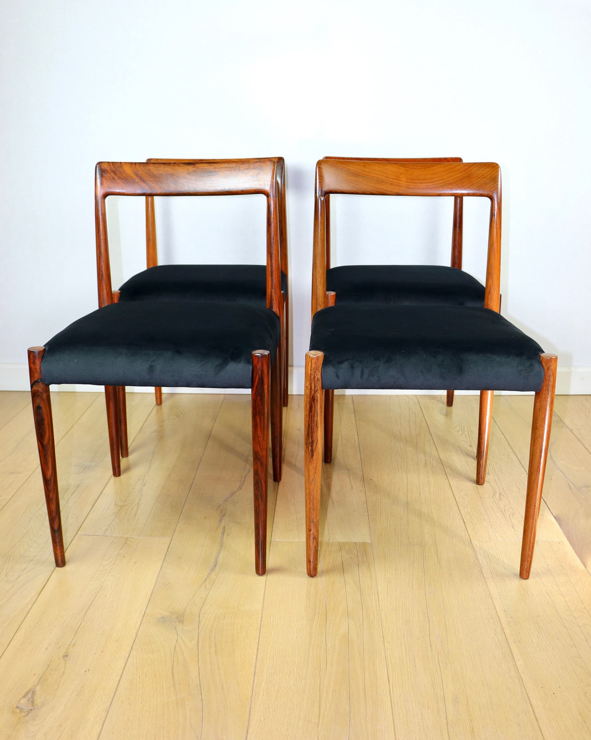 Set of four chairs, black velvet, walnut, Germany, 1970s. - 362008