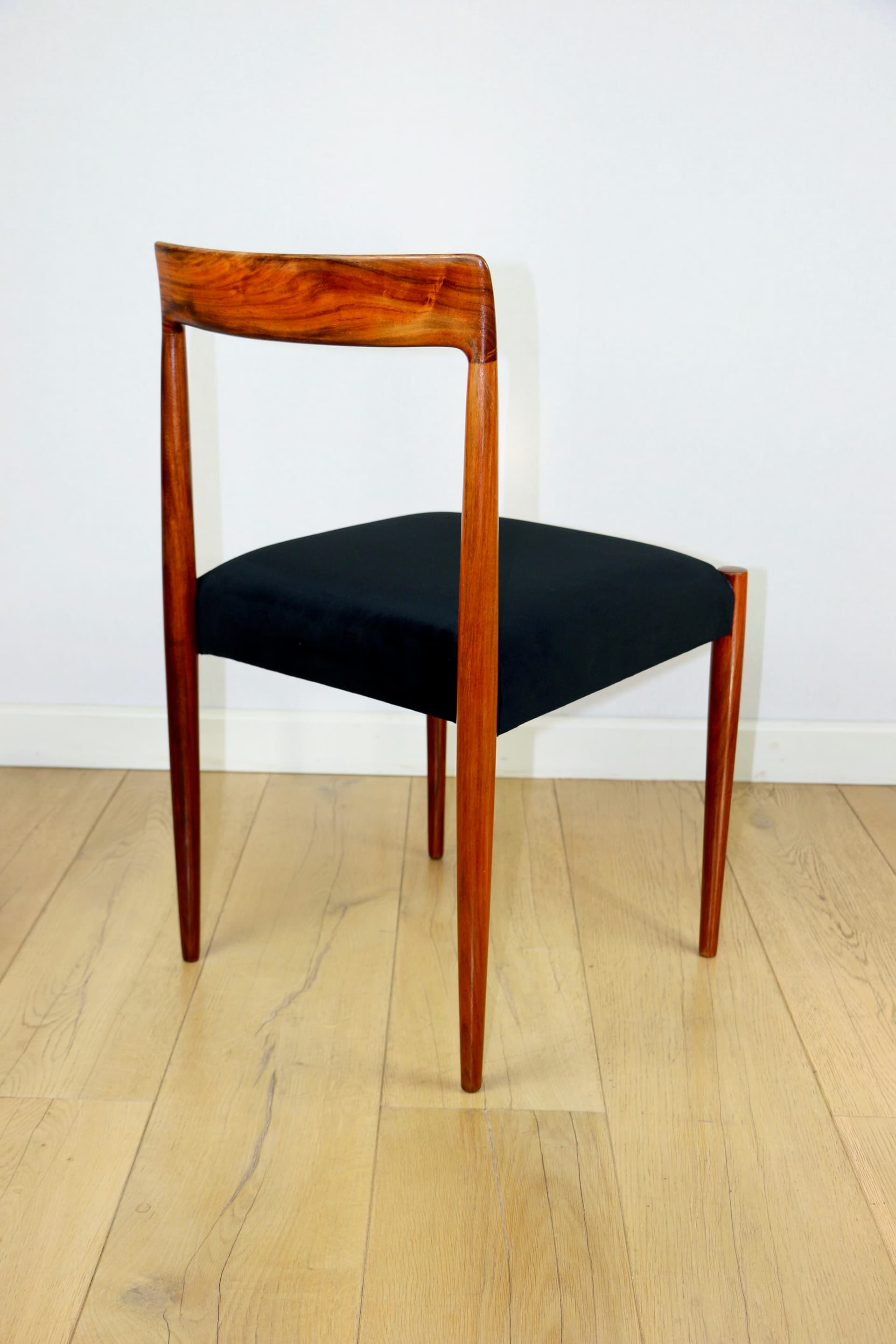 Set of four chairs, black velvet, walnut, Germany, 1970s. - 362004
