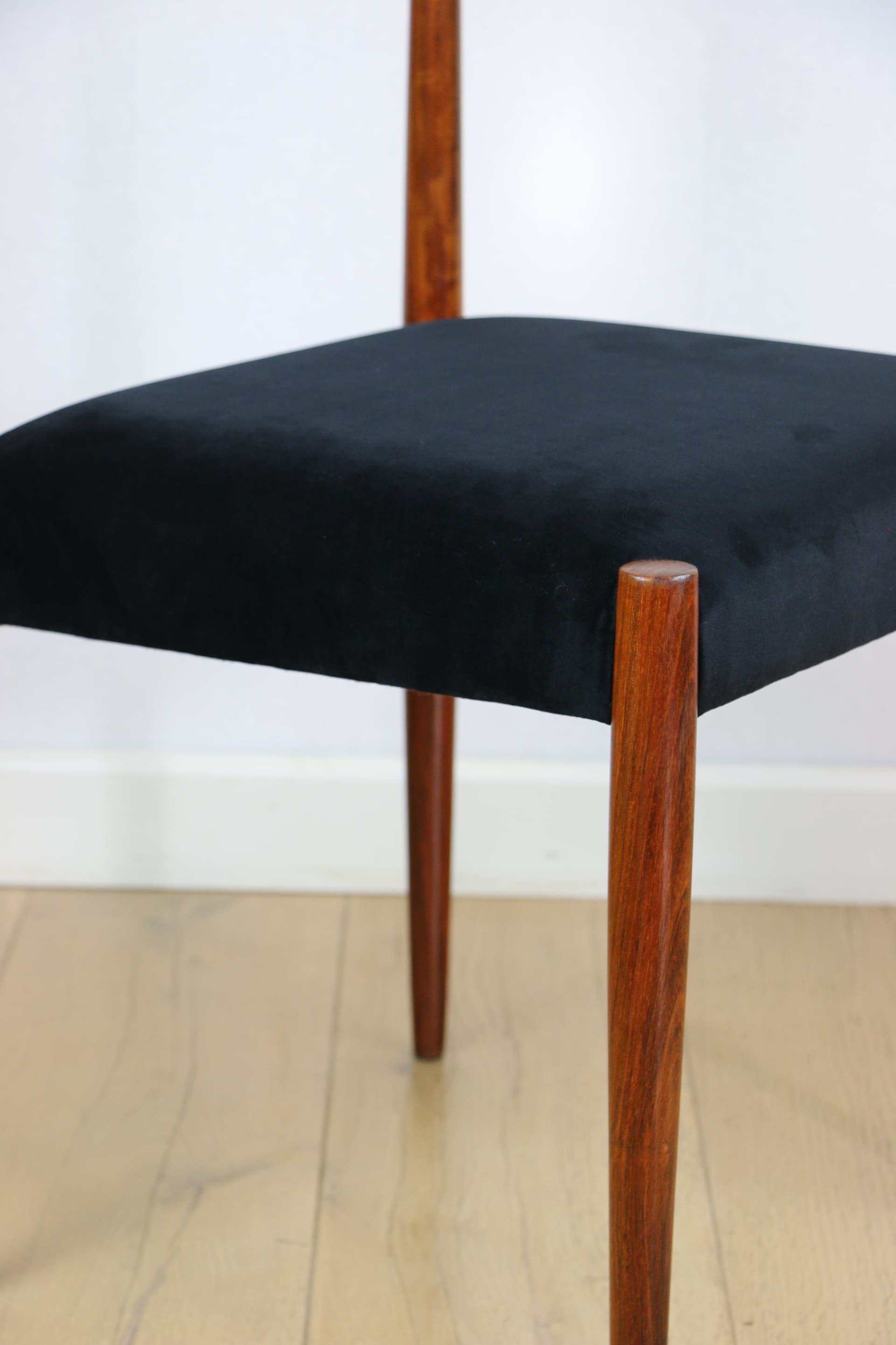 Set of four chairs, black velvet, walnut, Germany, 1970s. - 362006