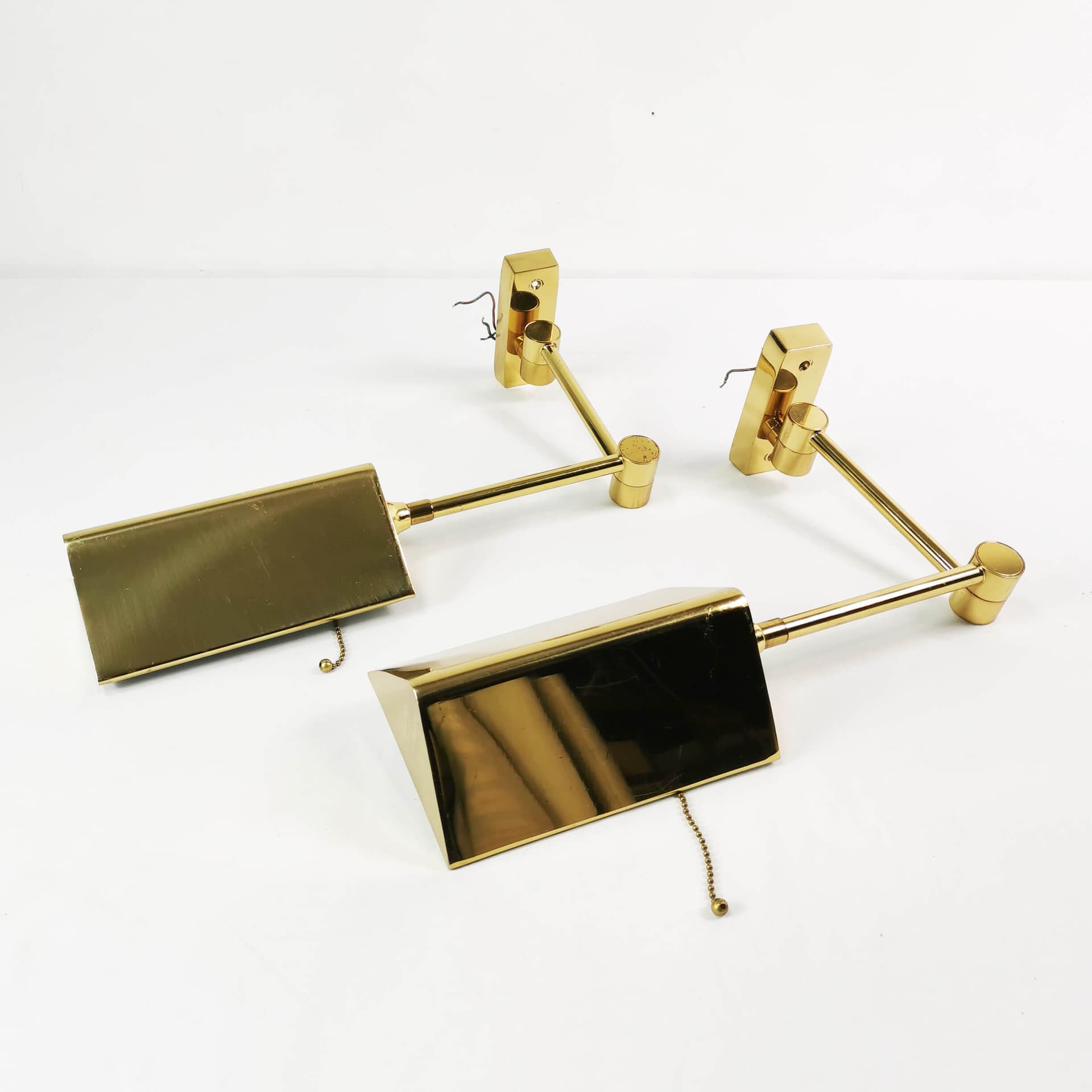 Pair of modernist wall lamps, gold metal, brass, Baulmann Leuchten, Germany, 1970s - 362020