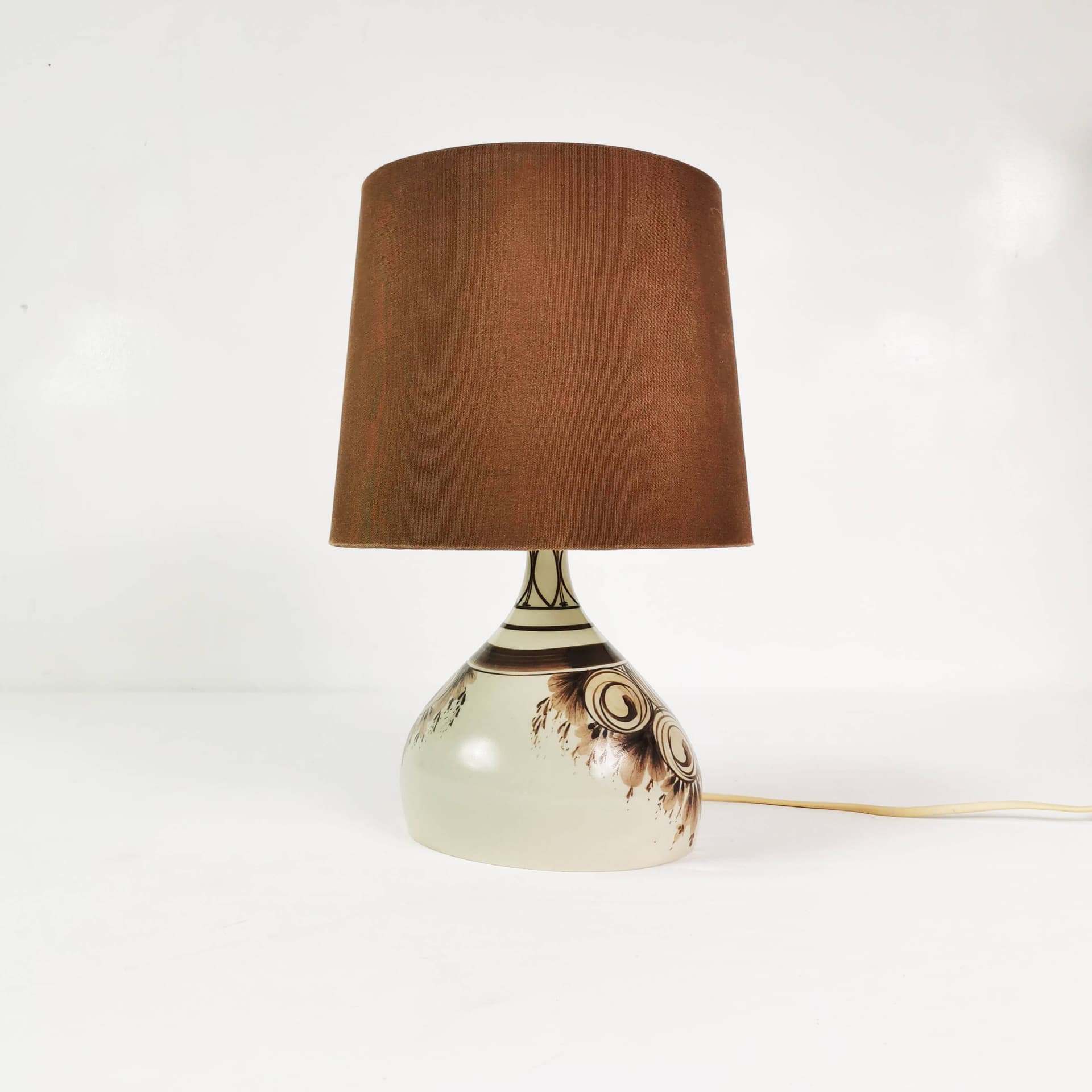 Table lamp Mid Century, white ceramic, brown fabric, by B. Wiinblad, Rosenthal, Germany, 1960s. - 362121