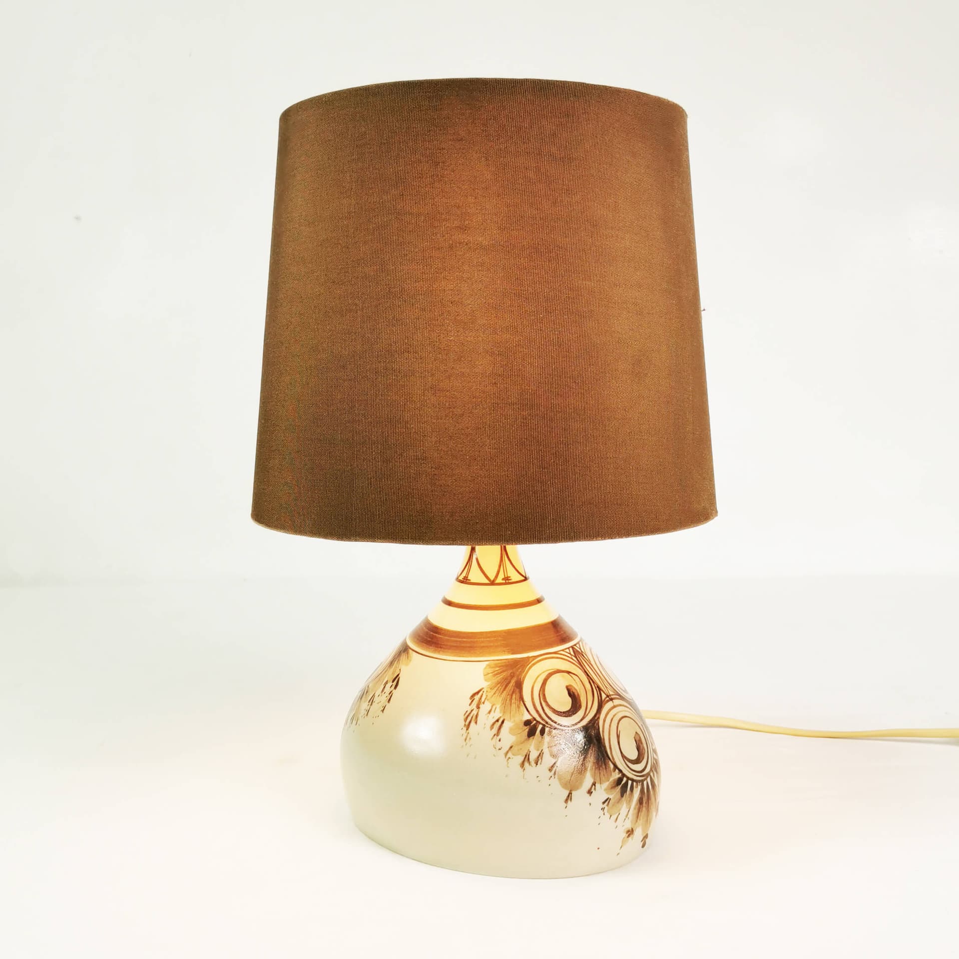 Table lamp Mid Century, white ceramic, brown fabric, by B. Wiinblad, Rosenthal, Germany, 1960s. - 362134