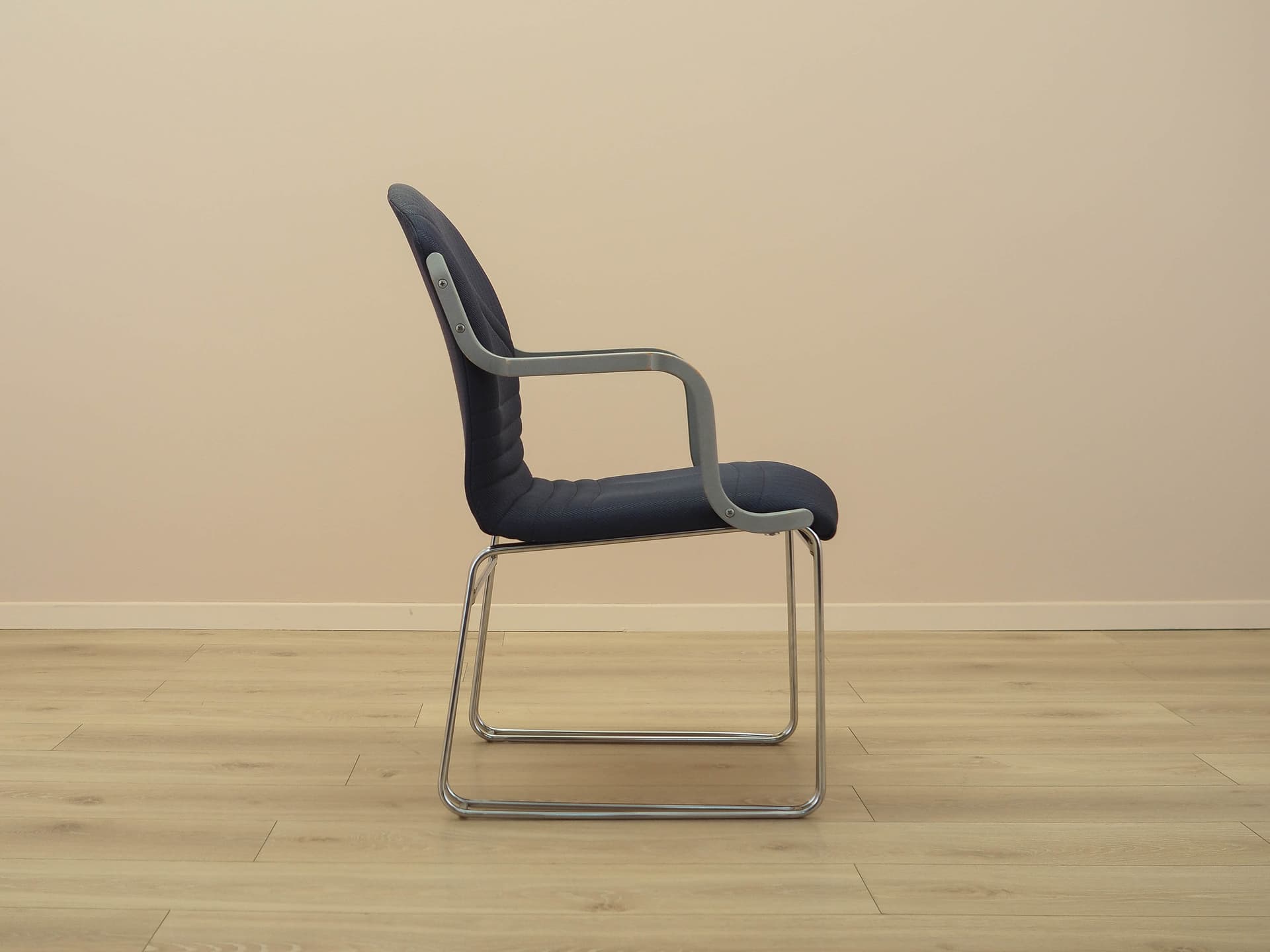 Conference chair, blue fabric, silver metal, grey plastic, Italy, 1990s. - 362145