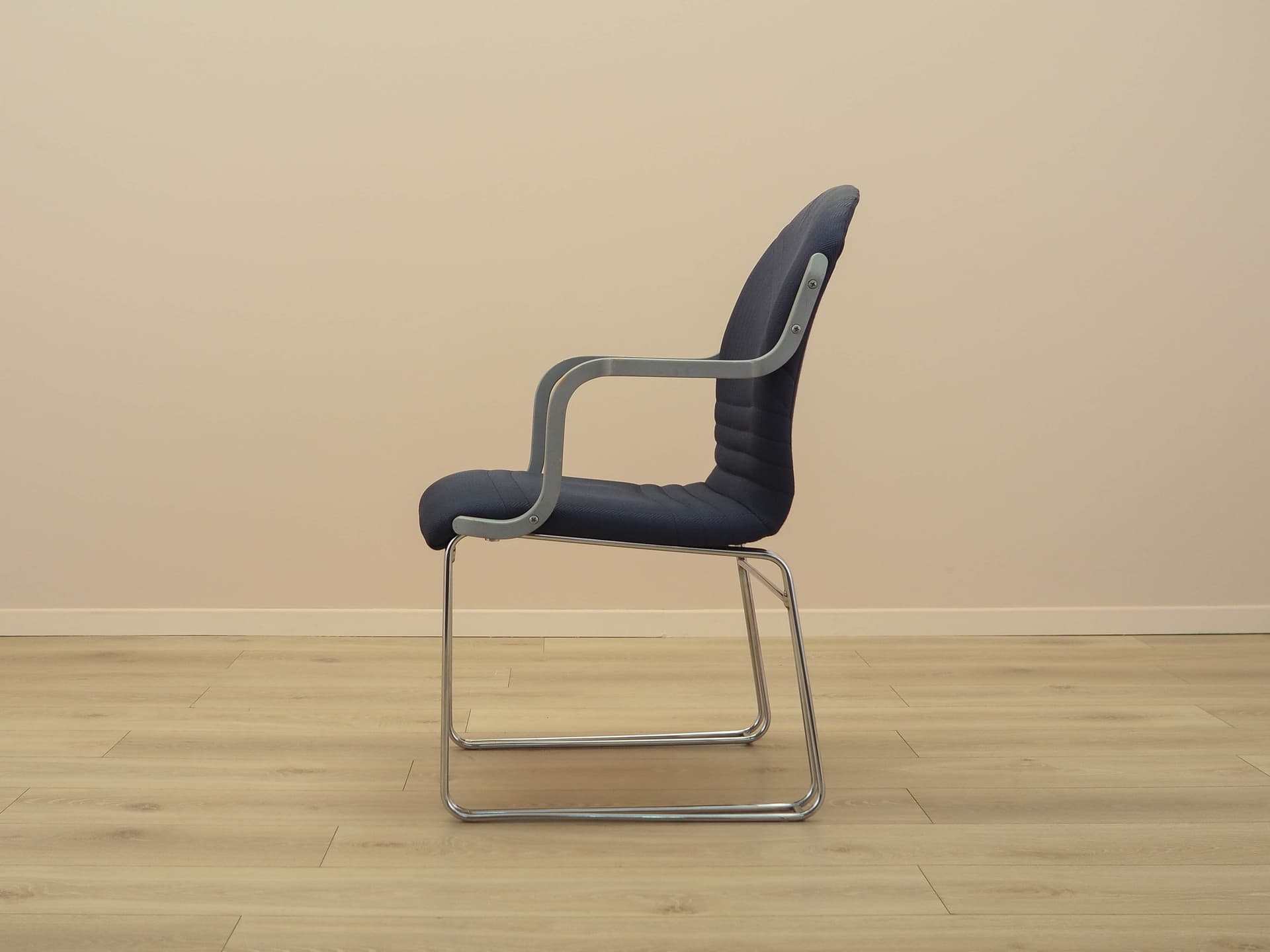 Conference chair, blue fabric, silver metal, grey plastic, Italy, 1990s. - 362141