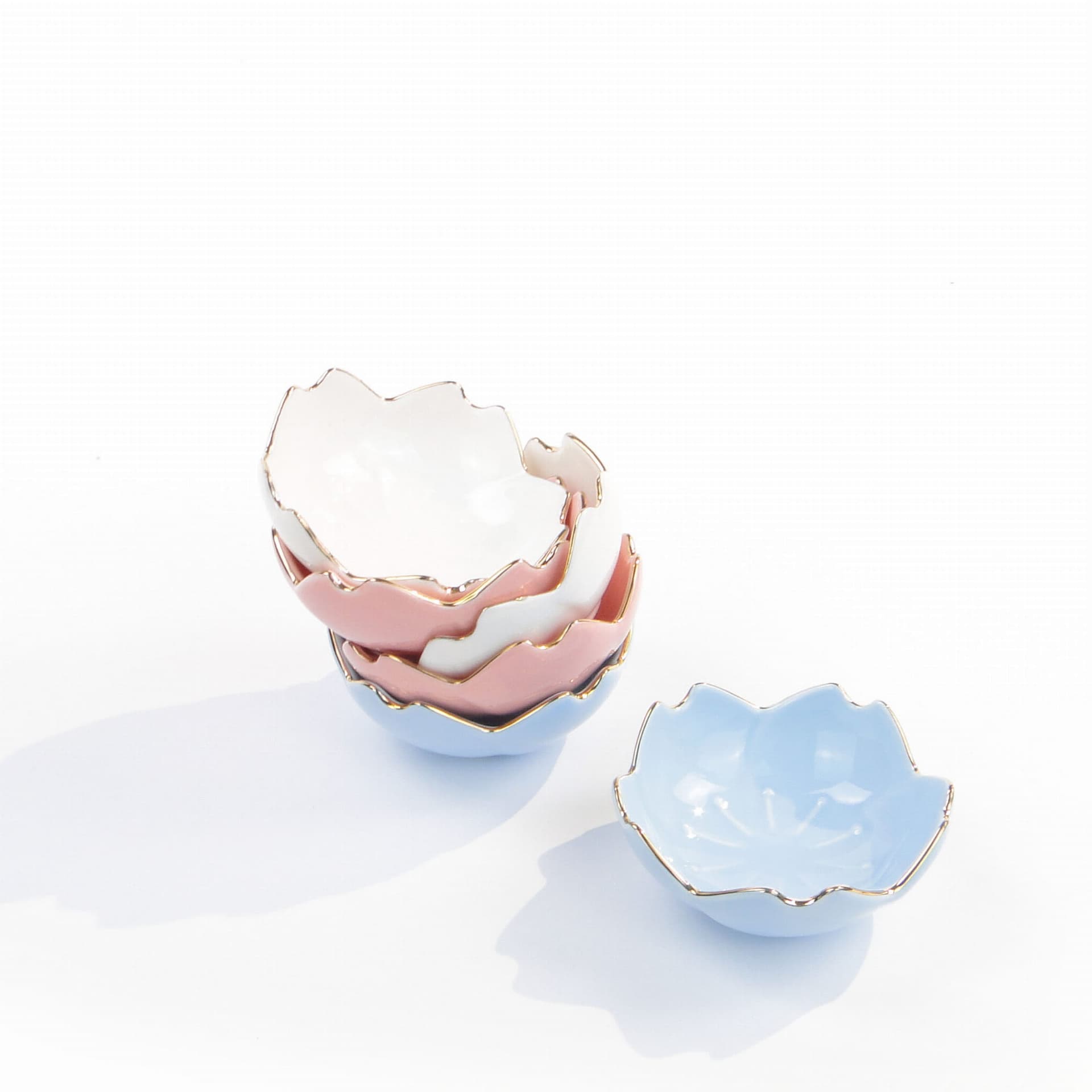 Set of Six Water Lily Bowls, white blue pink gold, porcelain, 1960s. - 362396