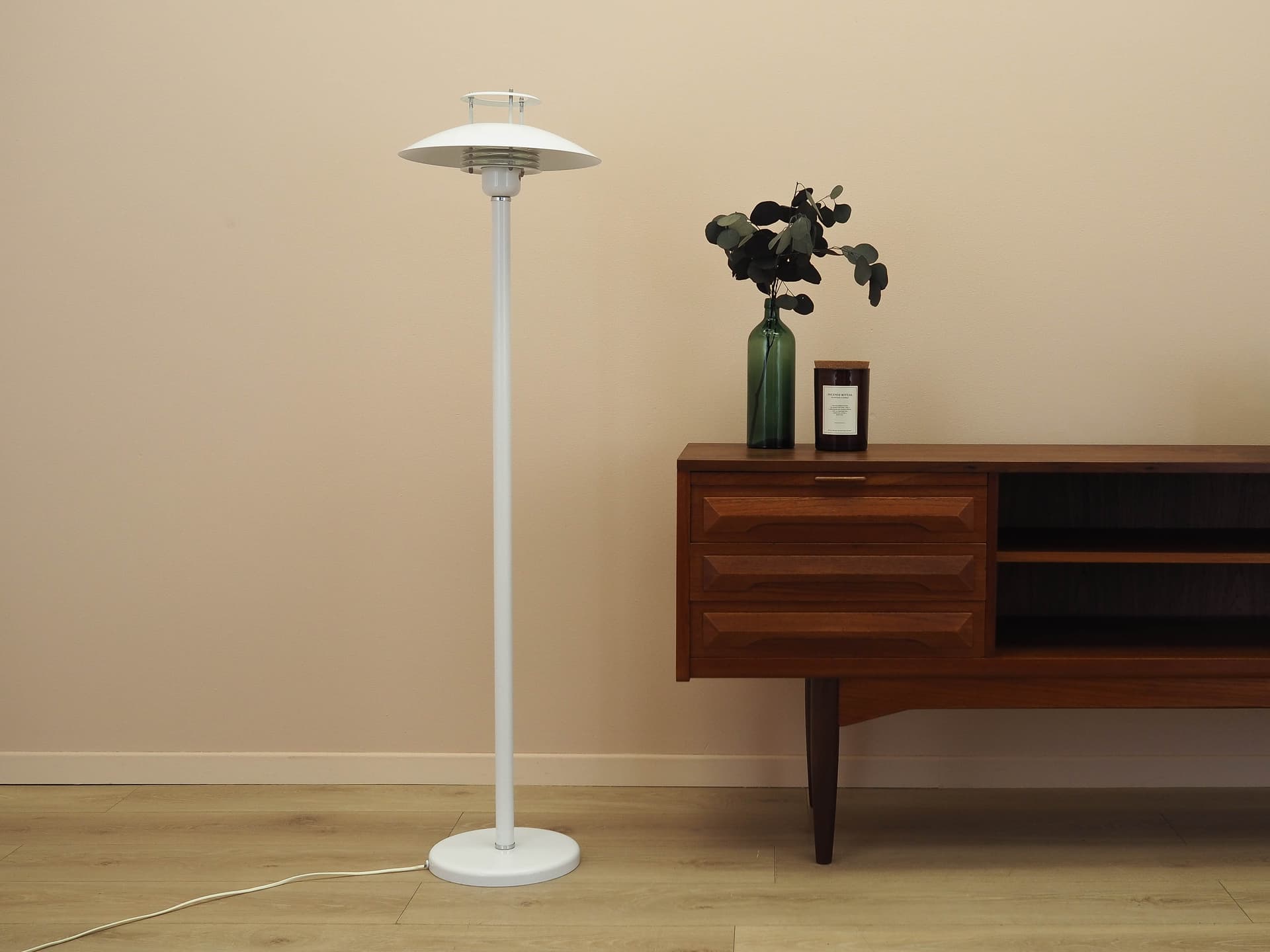 Floor lamp, white metal, Denmark, 1970s. - 362553