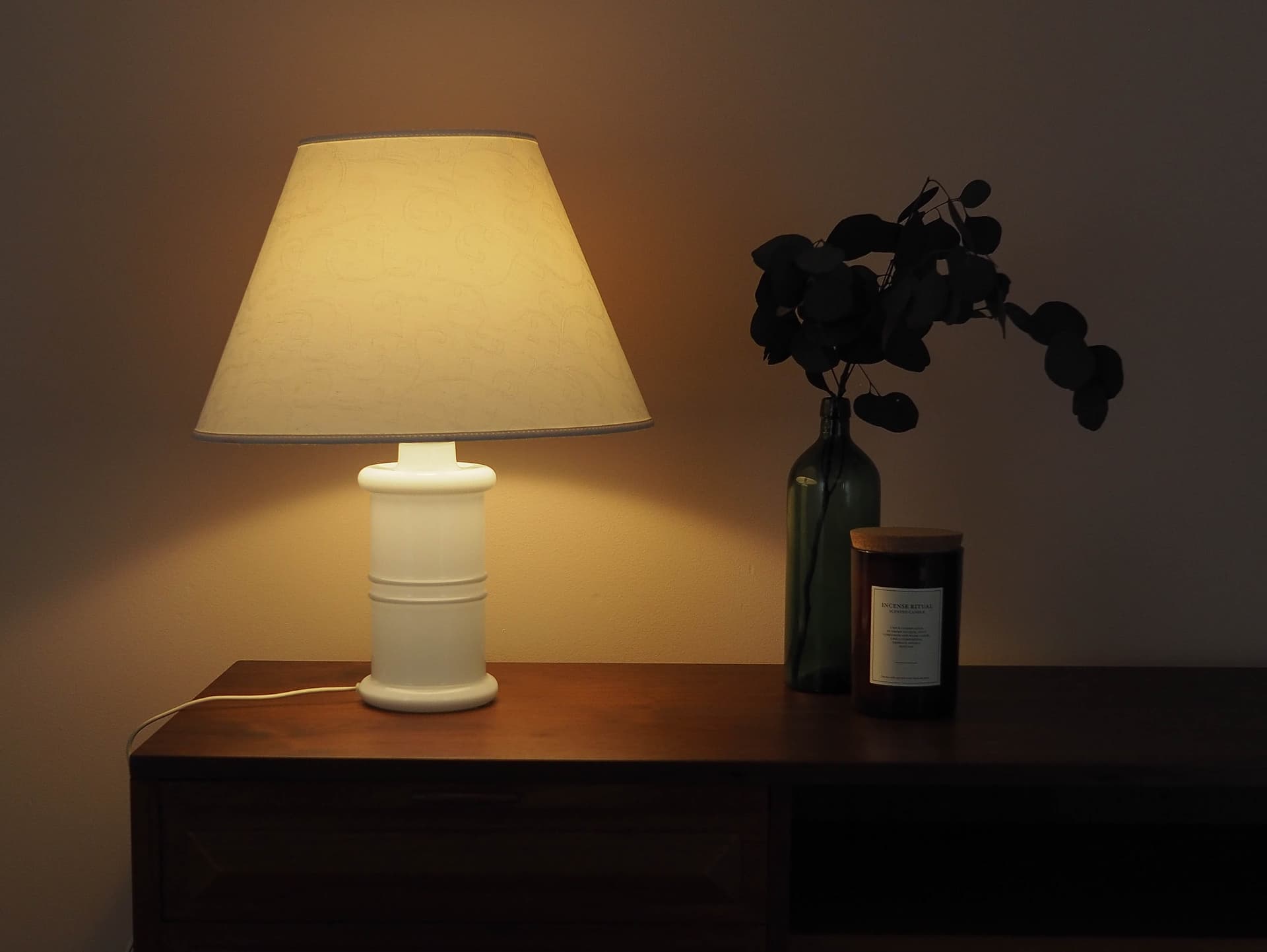 Table Lamp Holmegaard, white glass, white fabric, Denmark, 1970s. - 362561