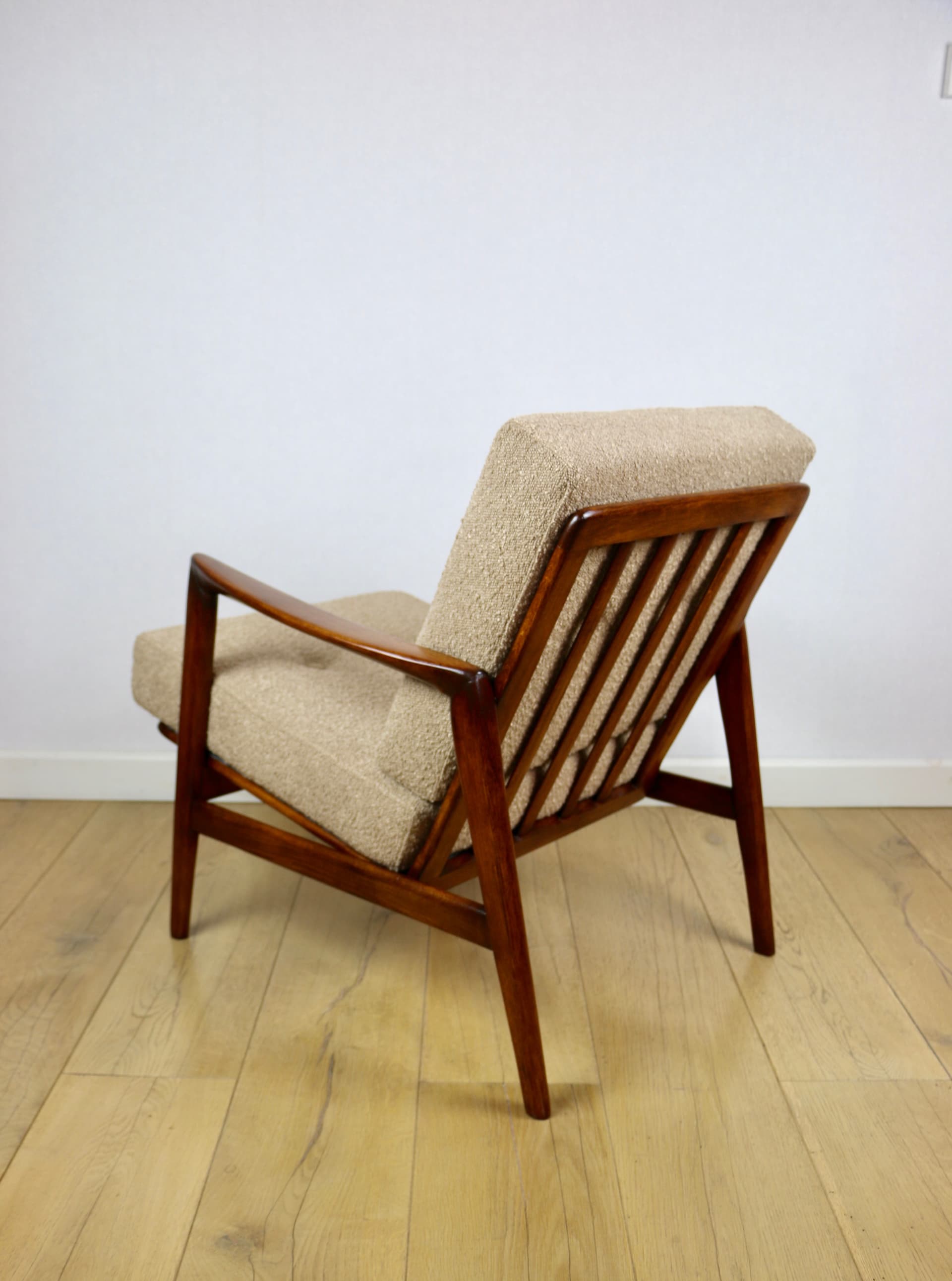 Armchair Stefan, beige bouclé, brown beech, Swarzędzka Fabryka Mebli, Poland, 1970s. - 362596
