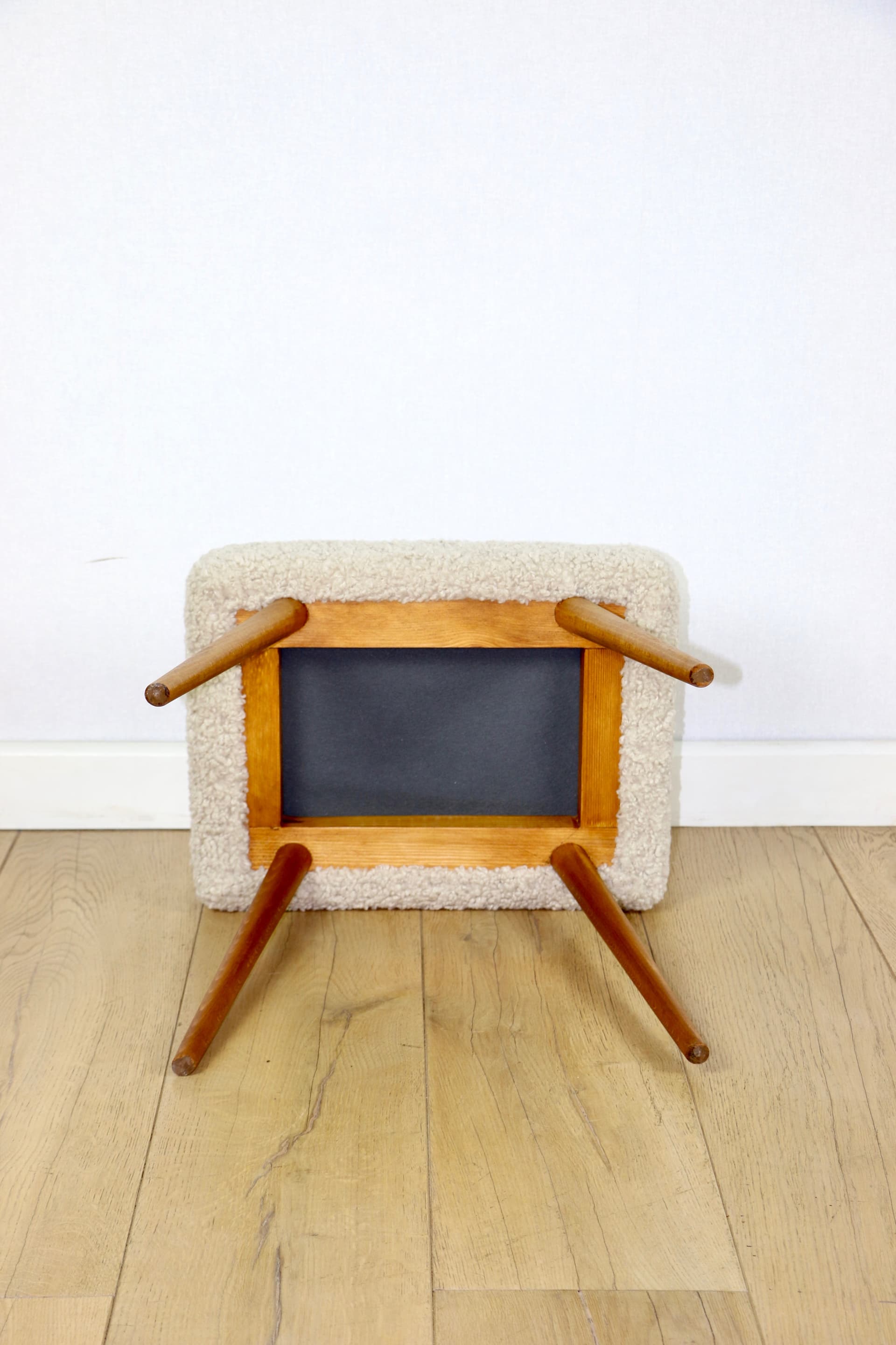 Stool, beige bouclé, natural beech, 1970s - 362631