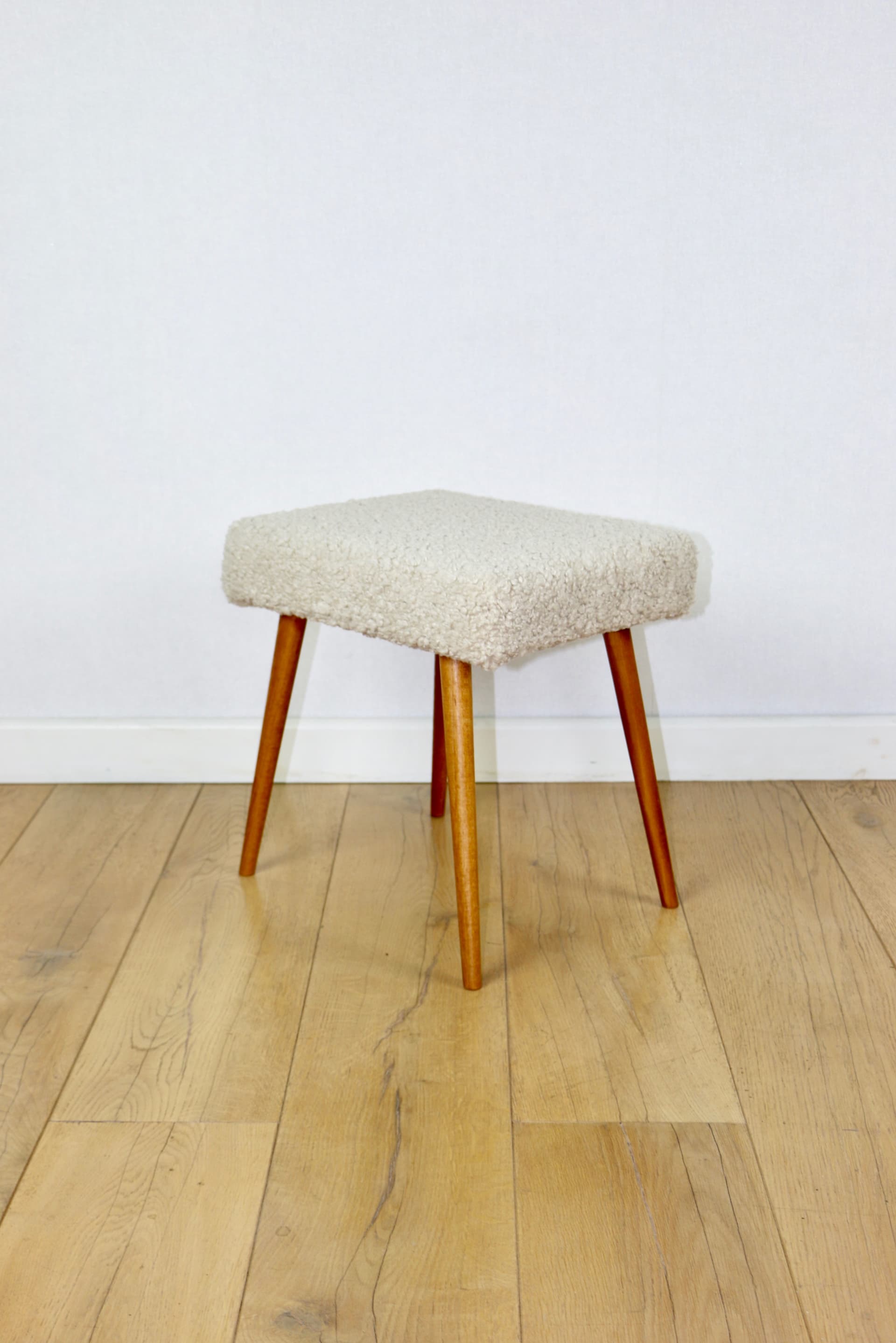 Stool, beige bouclé, natural beech, 1970s - 362623
