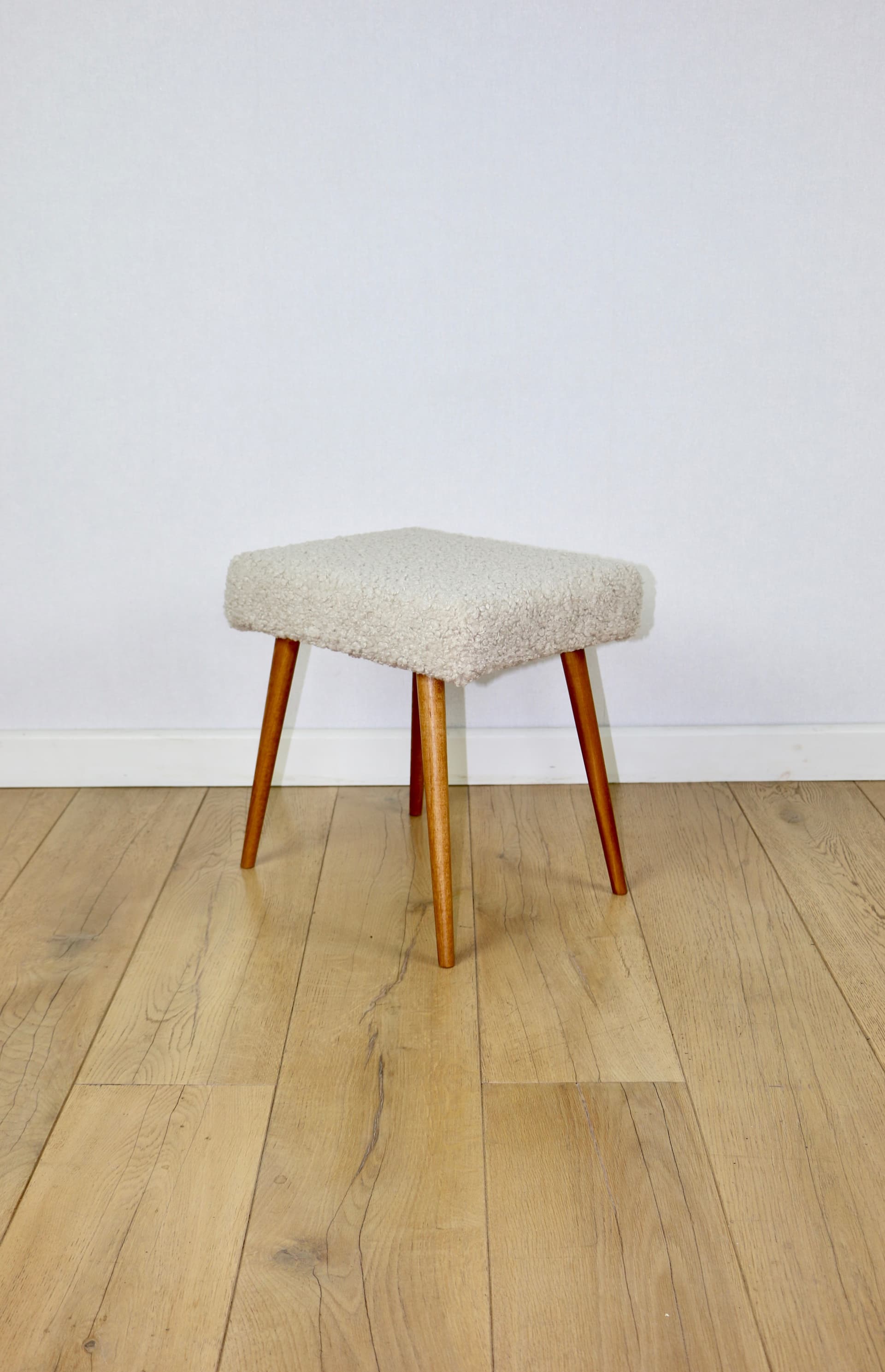 Stool, beige bouclé, natural beech, 1970s - 362629