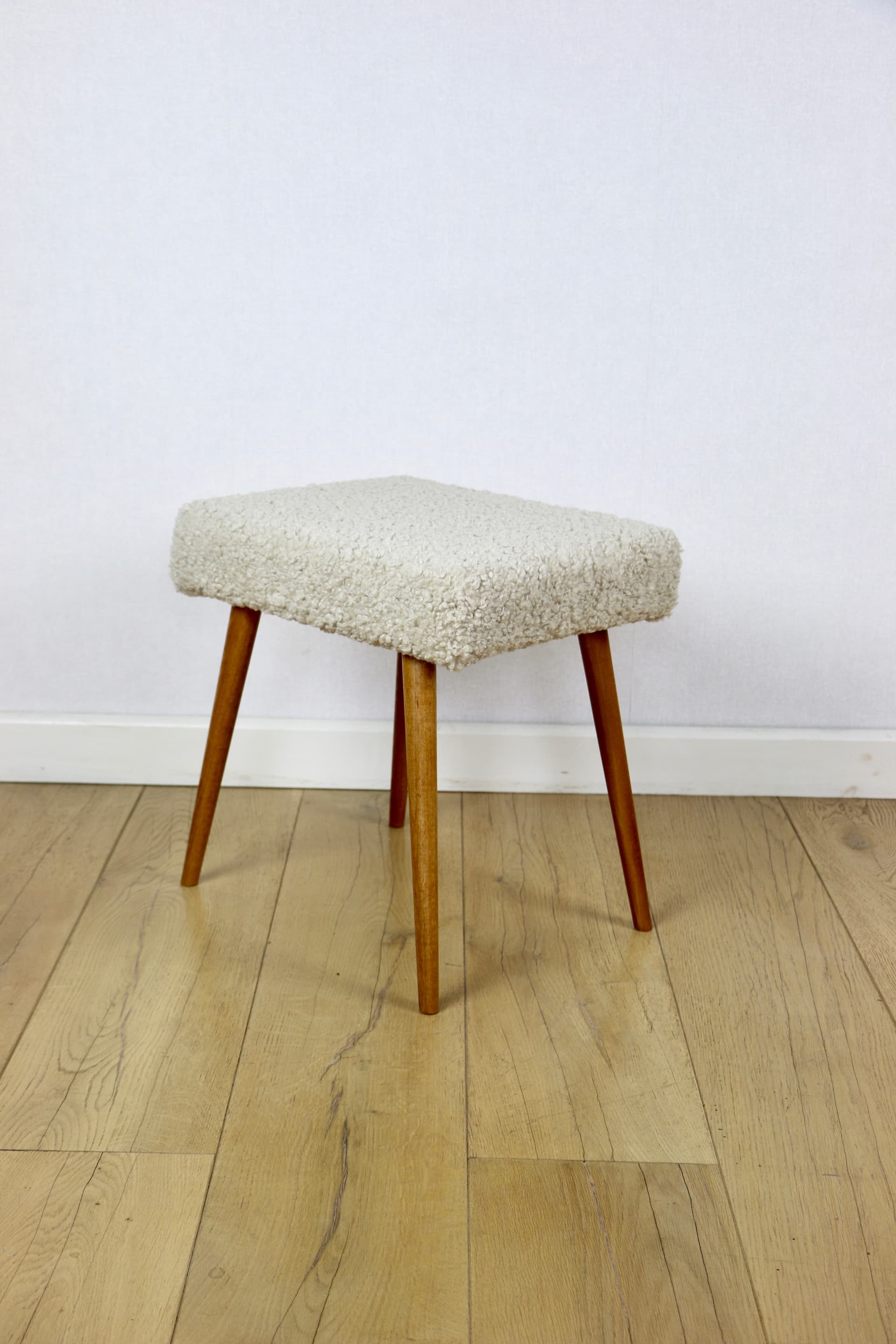 Stool, beige bouclé, natural beech, 1970s - 362630