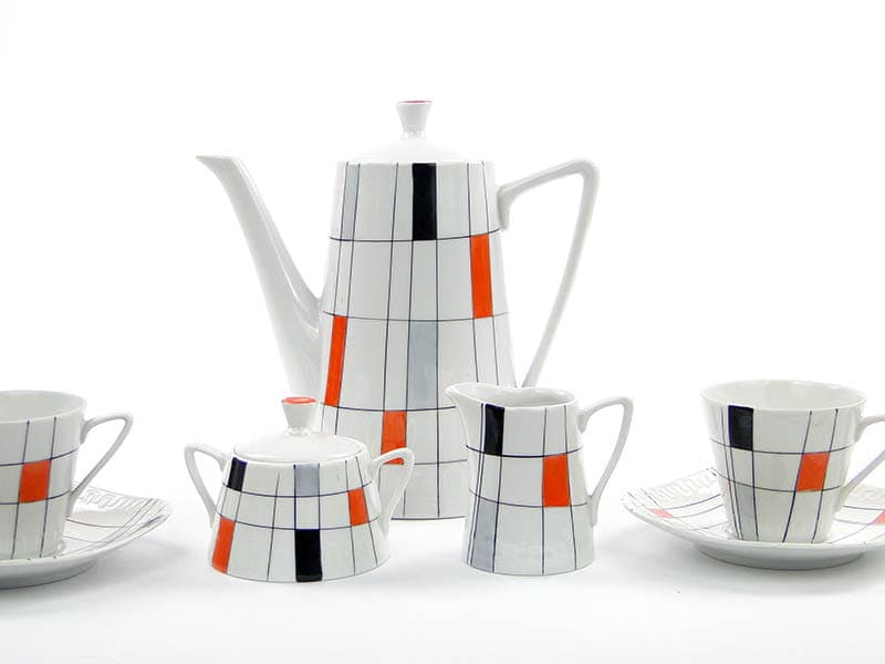 Coffee set Milenium, white porcelain, by E. Ruszczyński, J. Kwinta, Zakład Porcelany Stołowej Krzysztof, Poland, 1960s. - 362649