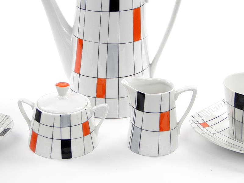 Coffee set Milenium, white porcelain, by E. Ruszczyński, J. Kwinta, Zakład Porcelany Stołowej Krzysztof, Poland, 1960s. - 362647
