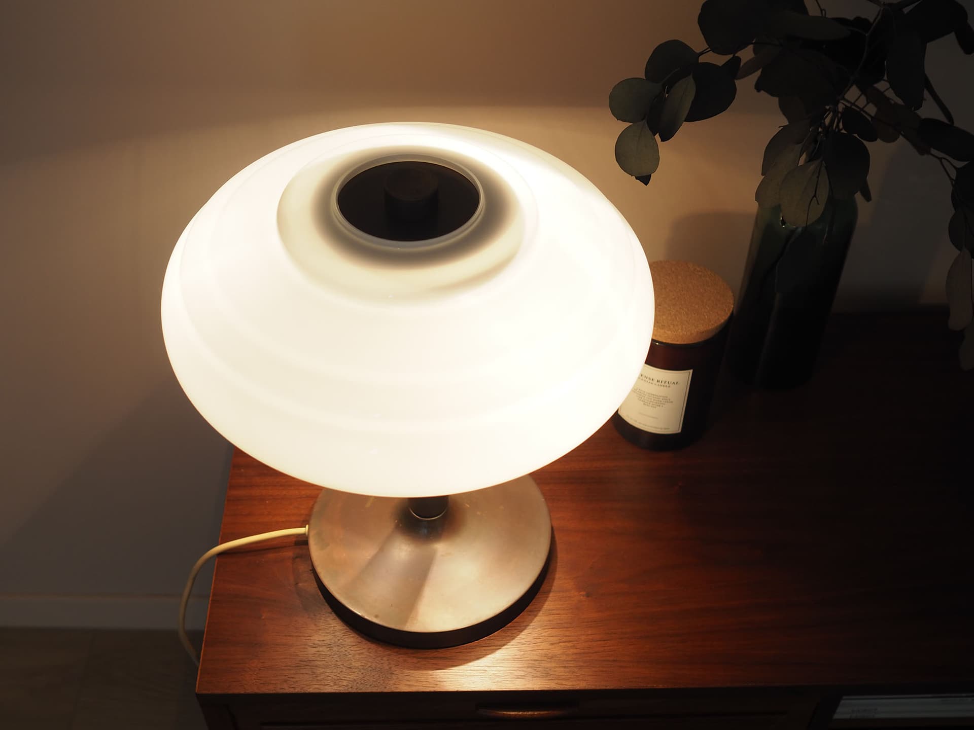 Table lamp, white glass, brown metal, Denmark, 1960s. - 362675