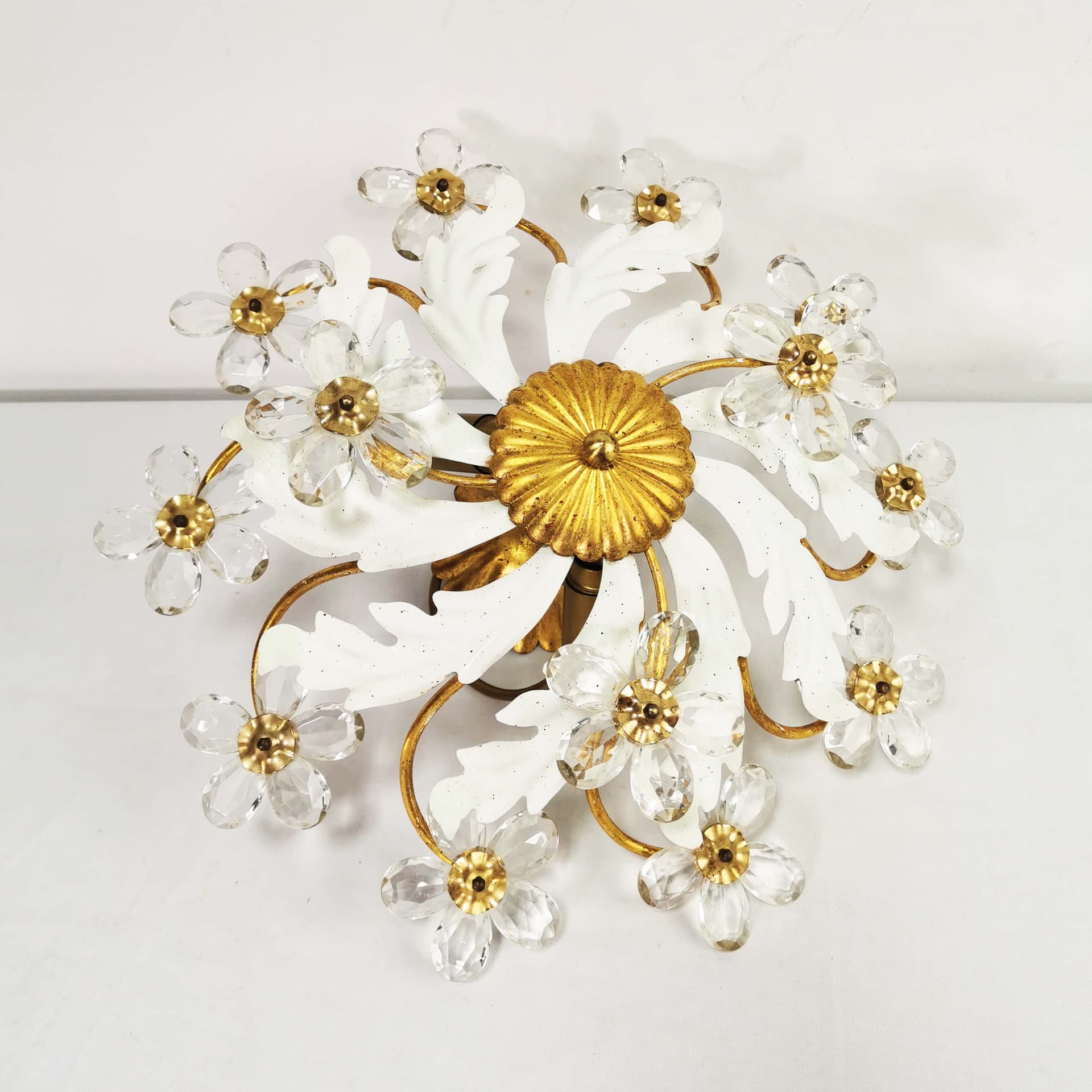 Chandelier Kobienz Vitrine, gold brass, clear glass, Germany, 1960s. - 362803